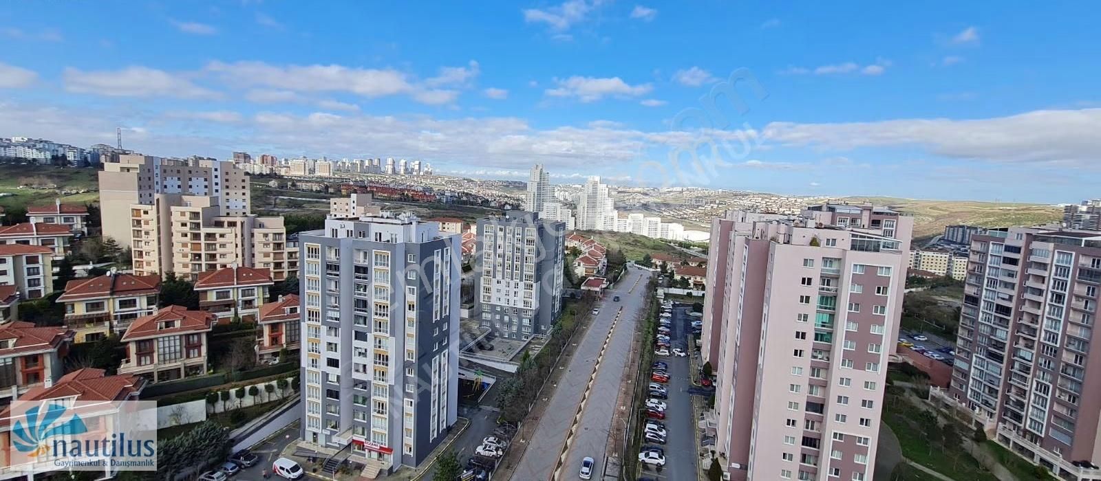 Bahçeşehir Şelale Caddesi Düden Blokları Kiralık 1+1 Balkonlu