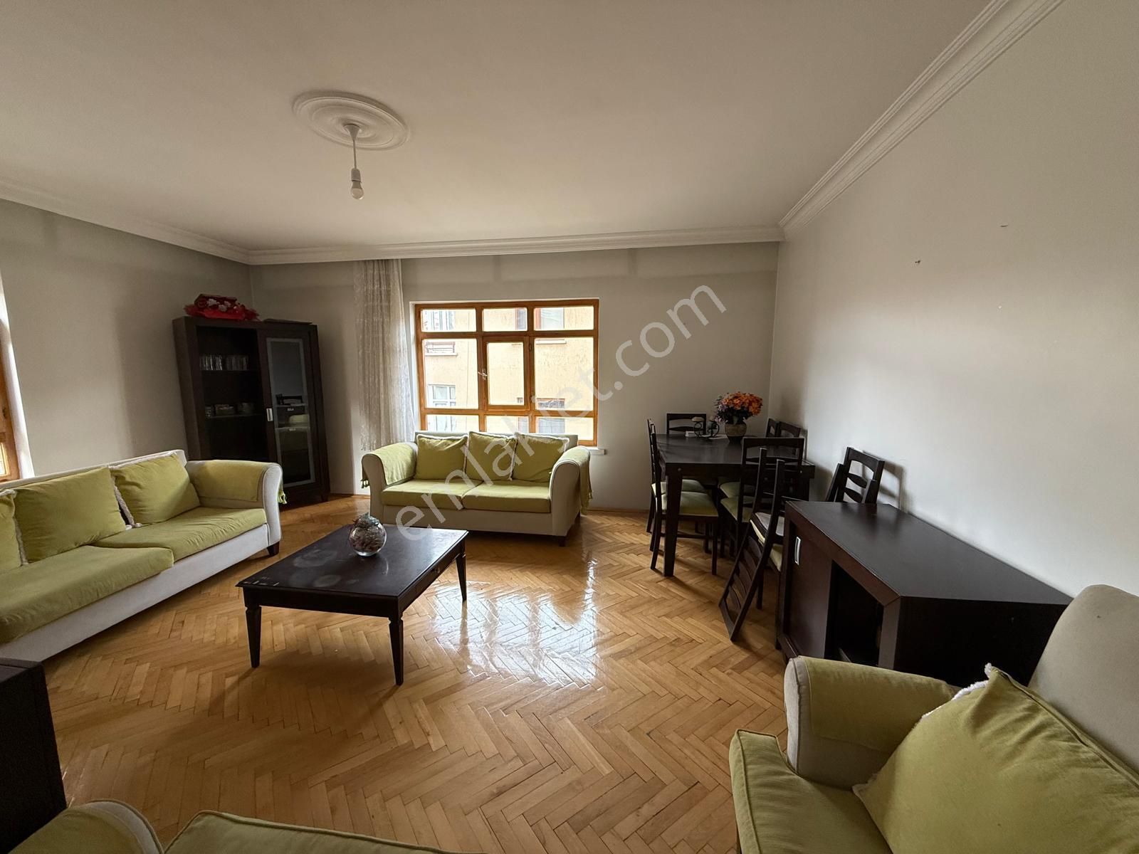 Seyranbağları İncesu Caddesi Yanı Metro Yakın Satılık 3+1 Daire