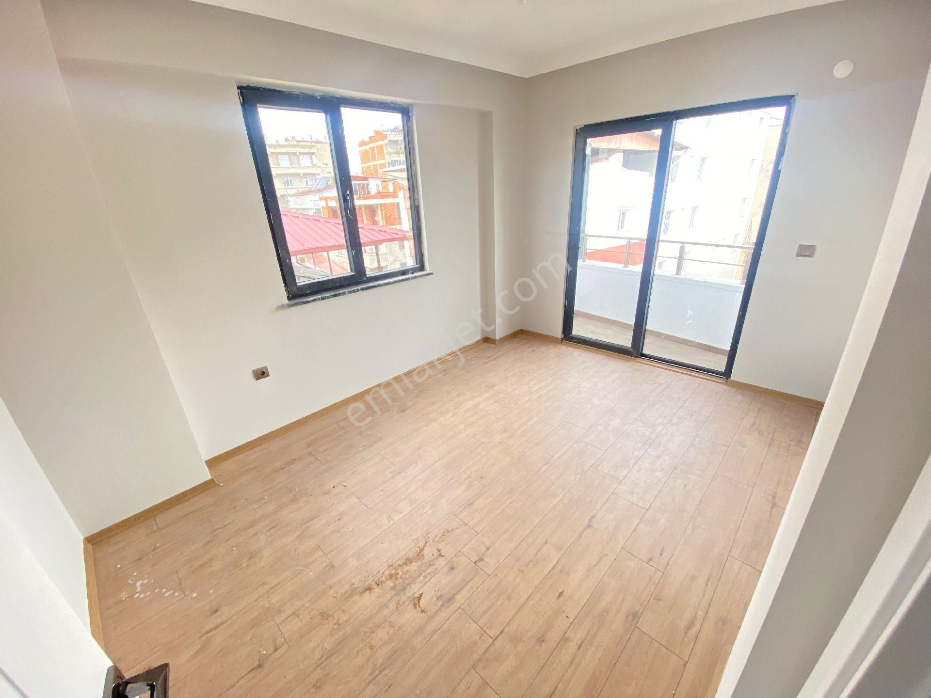 Furkan Emlak'tan Karasamsun Mevkisinde 2+1 2.kat 110m2 Sıfır Fırsat Daire - Görsel 3