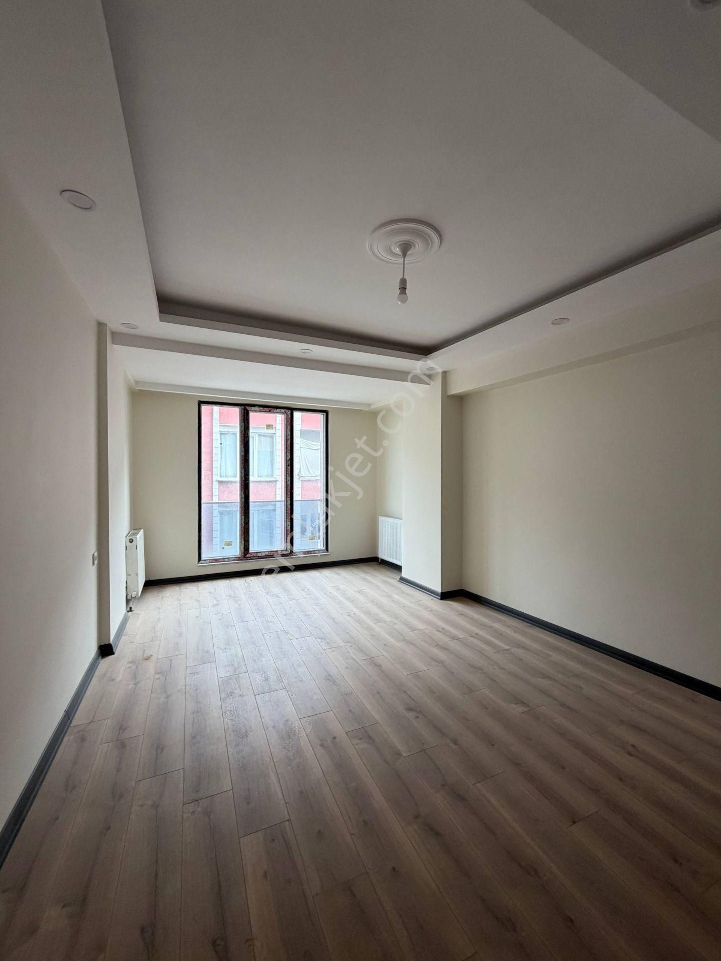 Esenyurt Sultaniye Mahallesi Meydanda 1+1 Kiralık Sıfır Daireler 17 Tane 1+1 Dairemiz Mevcuttur !!! - Görsel 2