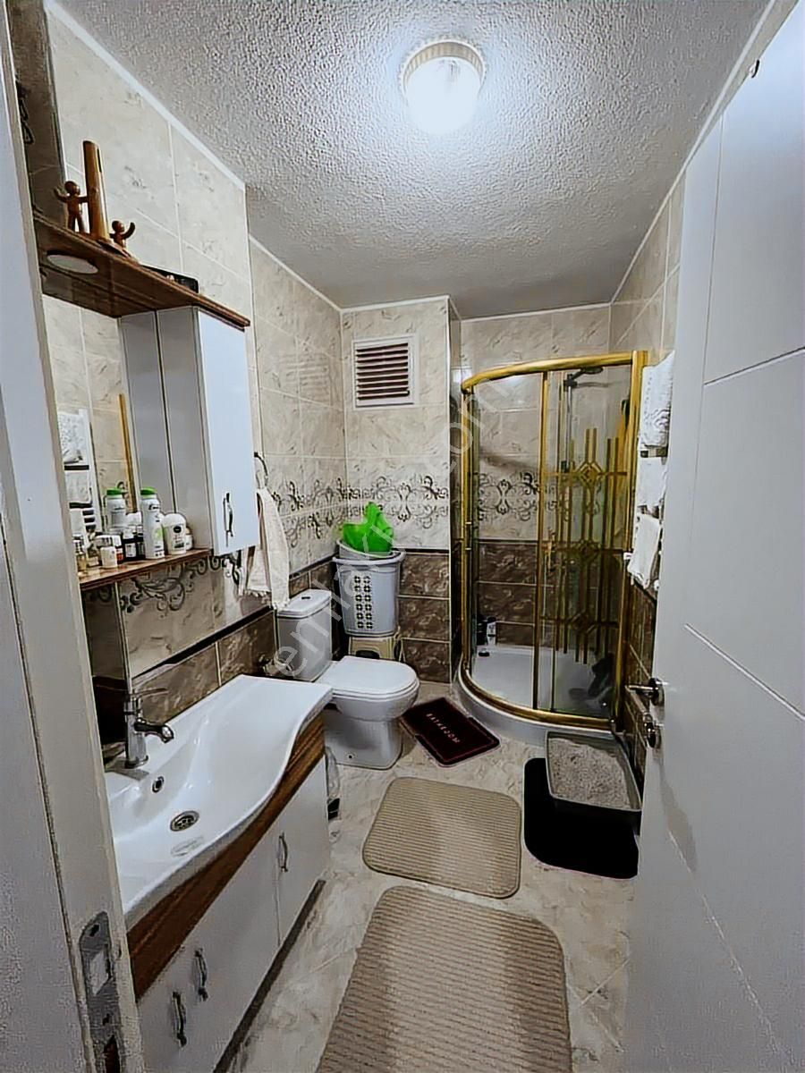 Sancaktepe''de Ana Cadde Üstünde 4+1 Üst Dubleks - Görsel 4