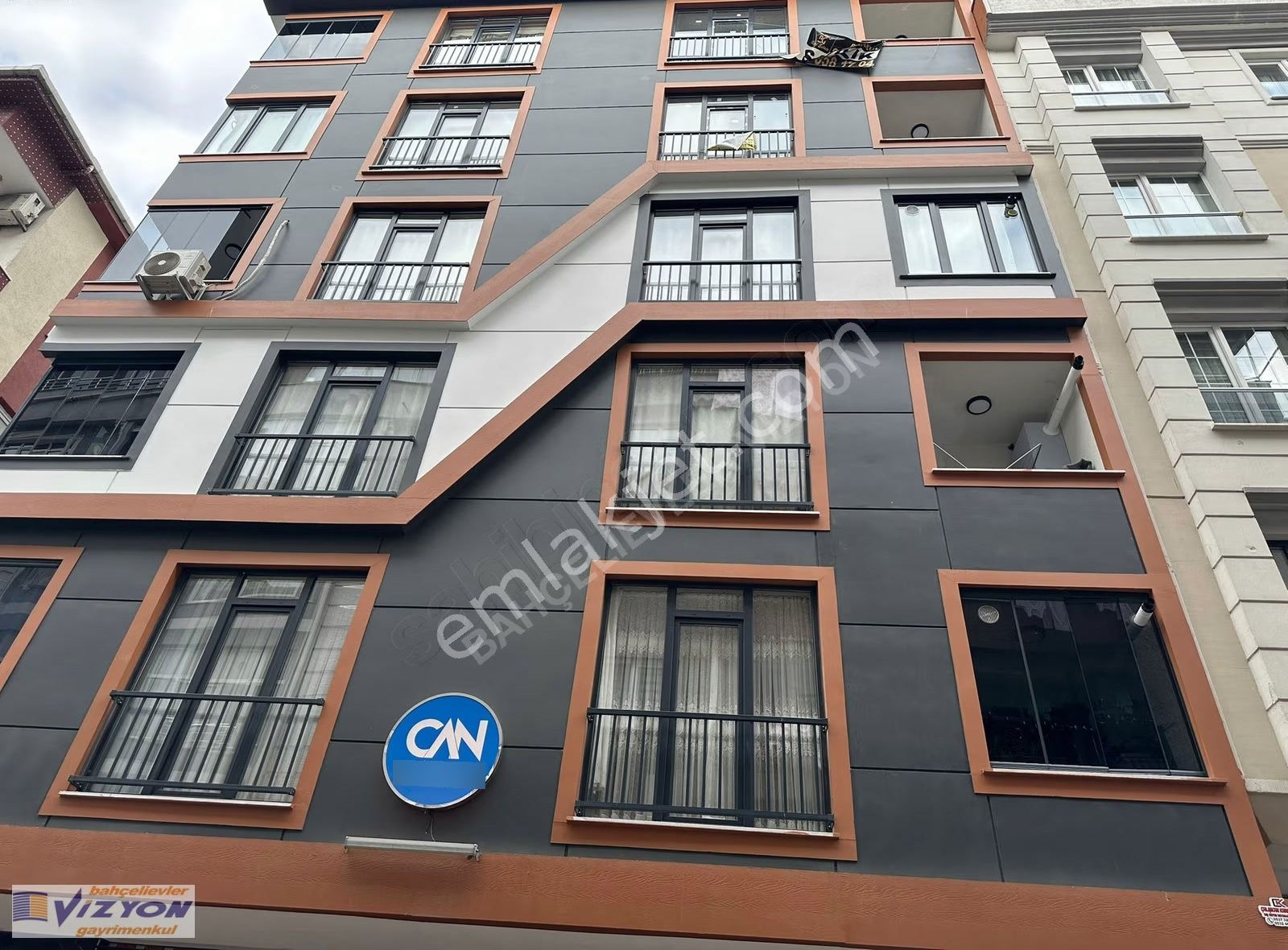 Bahçelievler Soğanlı Satılık 1+1 Sıfır Ferah Geniş Daire. Vizyon