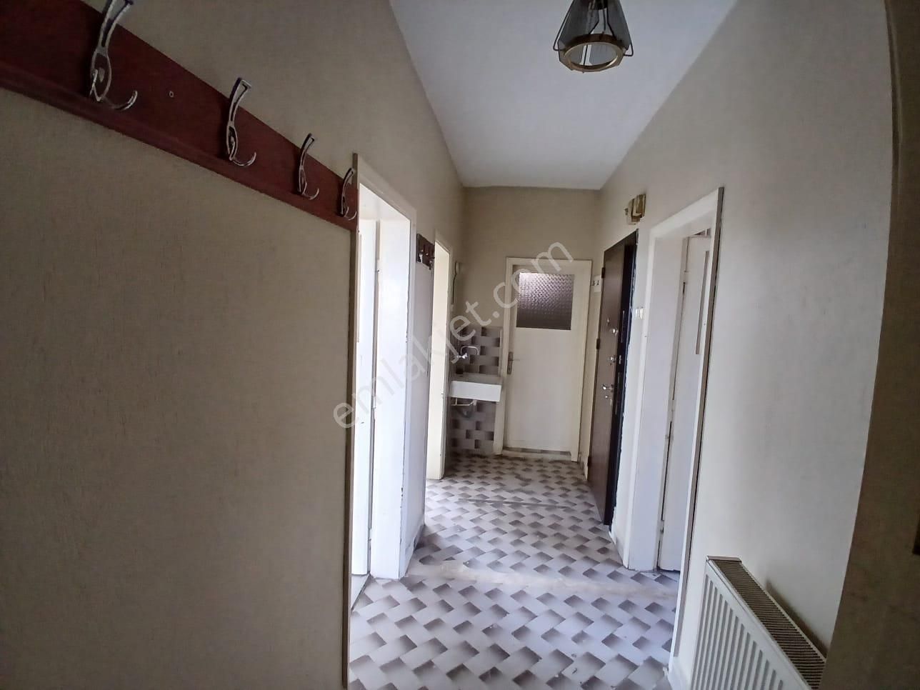 Akçay Emlak'tan Akşehir Bölge Trafik Civarında Doğalgaz Kombili Müstakil Tadında Kiralık 2+1 Daire - Görsel 31