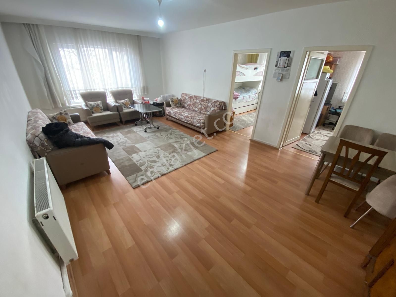 Yılmaz Gayrimenkulden Köşe Başı Cok Geniş Kacırılmayacak 3+1 Fırsat Dairesi - Görsel 13