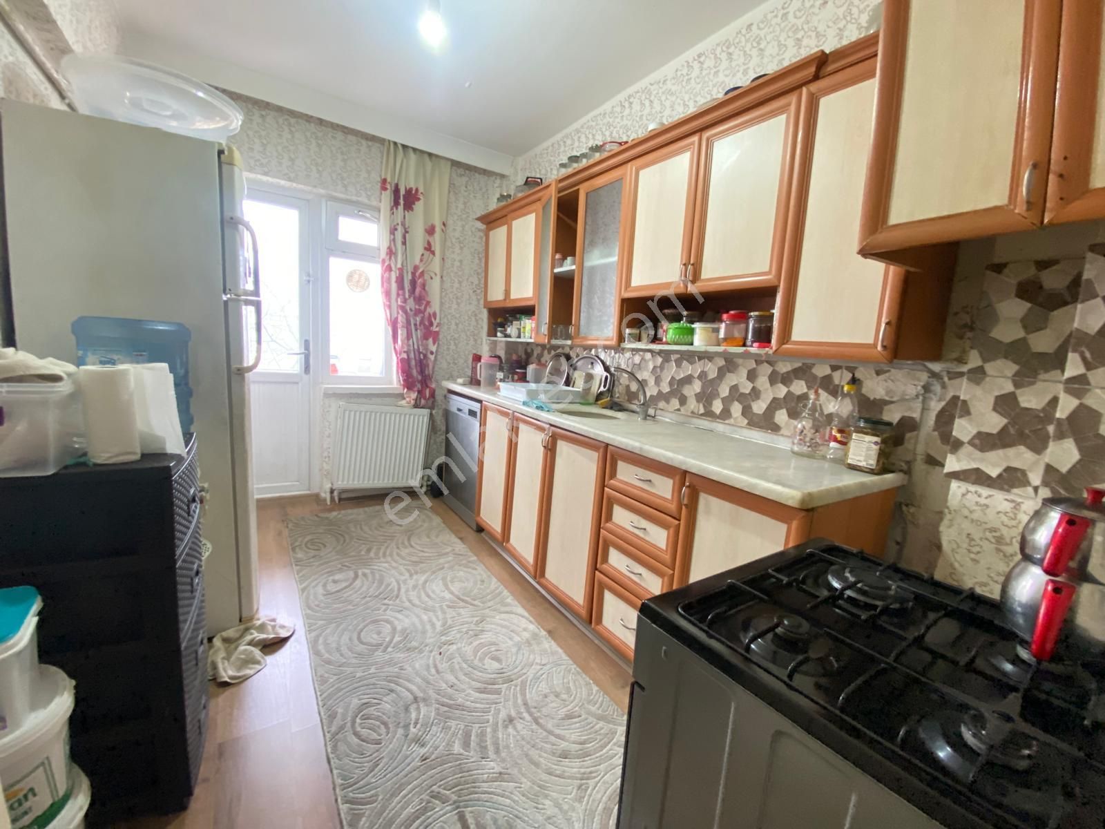 Yılmaz Gayrimenkulden Köşe Başı Cok Geniş Kacırılmayacak 3+1 Fırsat Dairesi - Görsel 5