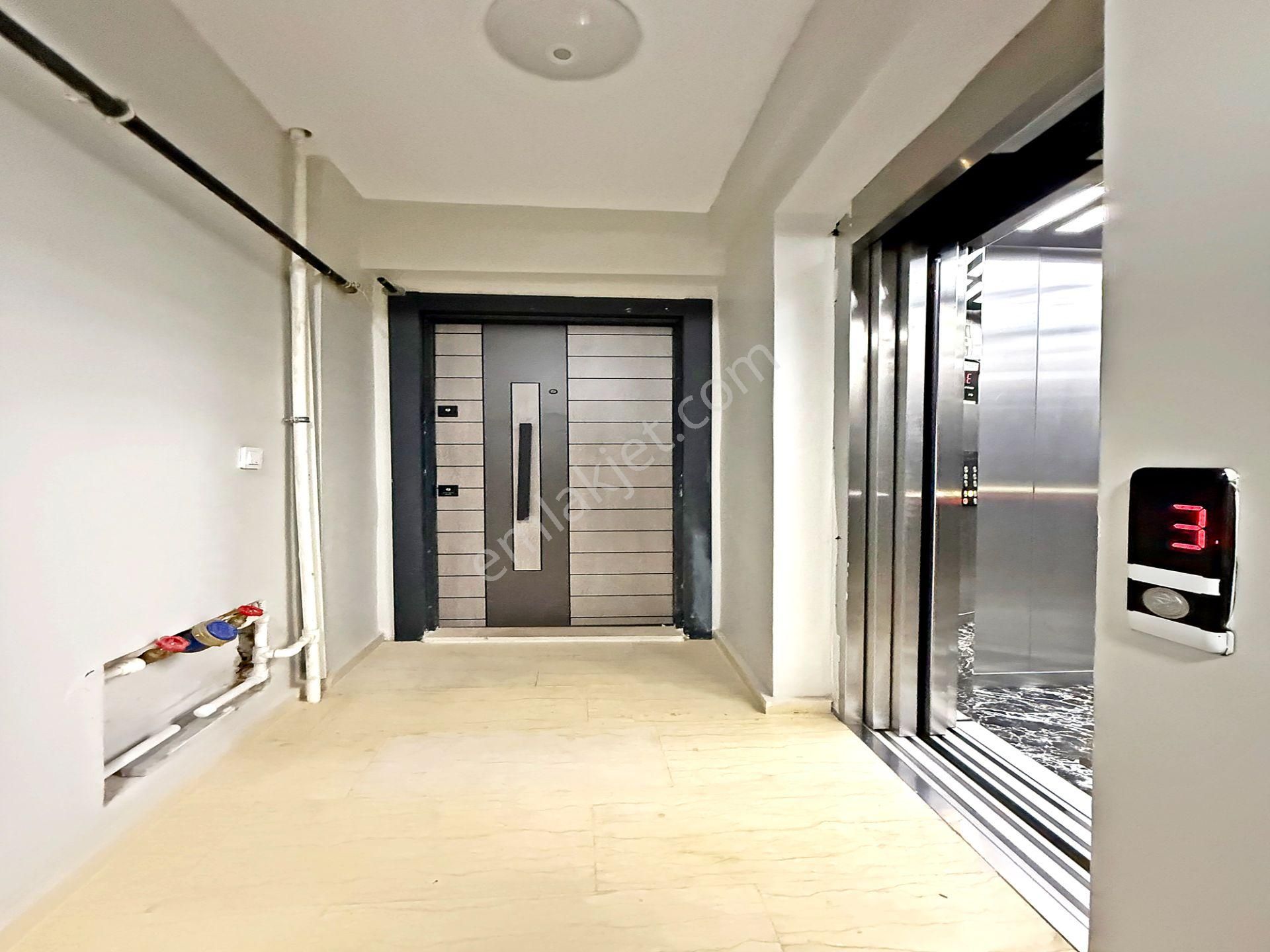 Esenyurt Devlet Hastanesine Yakın Sıfır Bina Asansörlü 2+1 Daire - Görsel 2