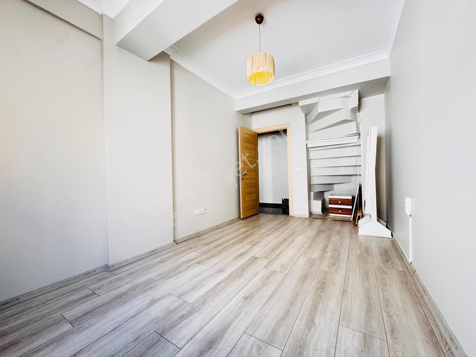 █ Konfor █ Küçükyalı Rezan Has Lisesi,3 Yıllık, Çift Girişli 4+2 - Görsel 35