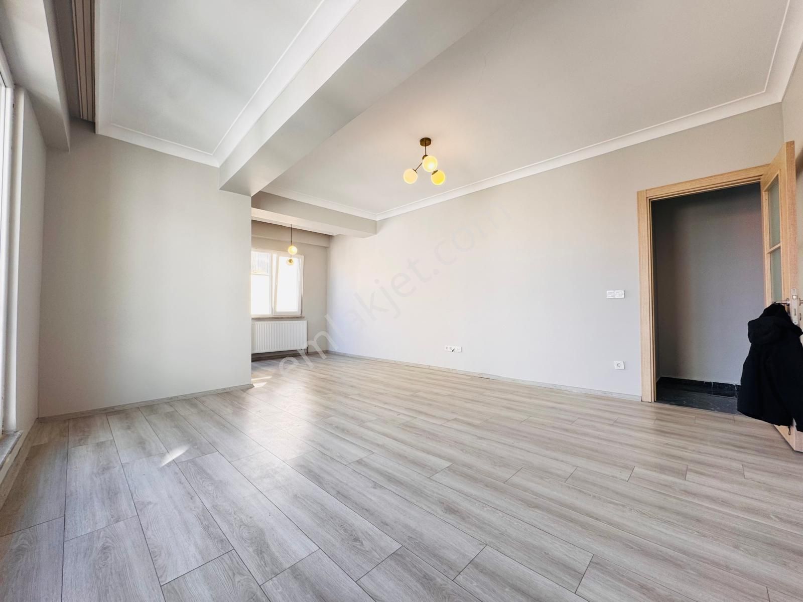 █ Konfor █ Küçükyalı Rezan Has Lisesi,3 Yıllık, Çift Girişli 4+2 - Görsel 6