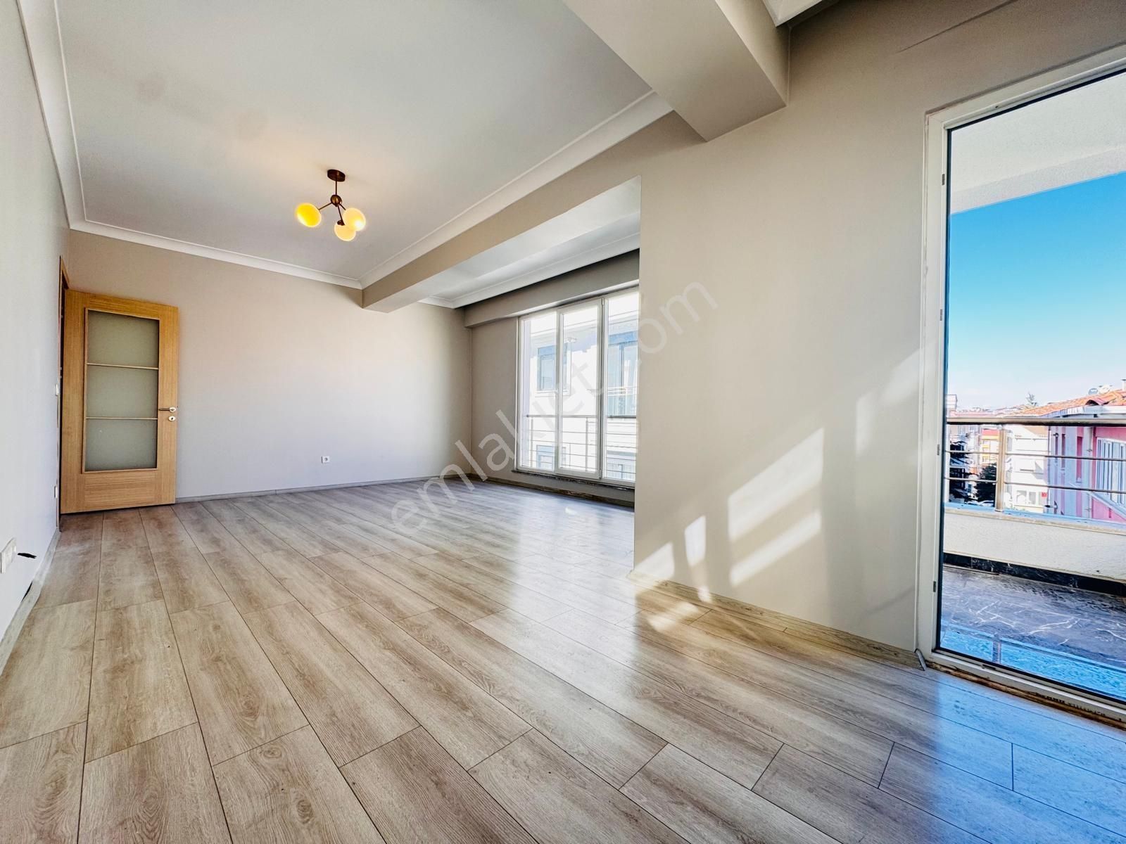 █ Konfor █ Küçükyalı Rezan Has Lisesi,3 Yıllık, Çift Girişli 4+2 - Görsel 2