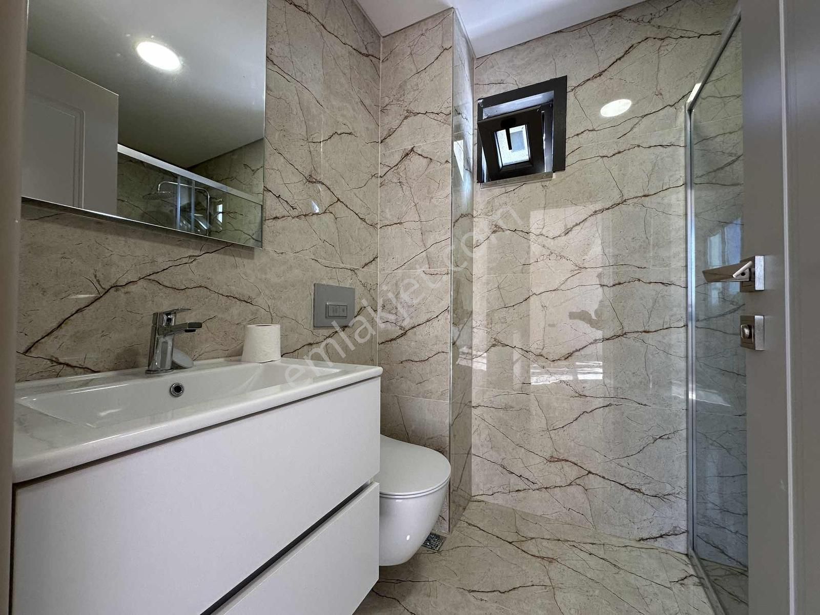 Çamlıktepe De Muhteşem Konumda 1. Sınıf Büyük 2+1 Arakat Daire - Görsel 20