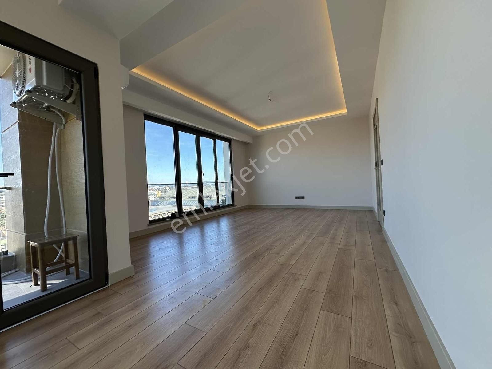 Çamlıktepe De Muhteşem Konumda 1. Sınıf Büyük 2+1 Arakat Daire - Görsel 30