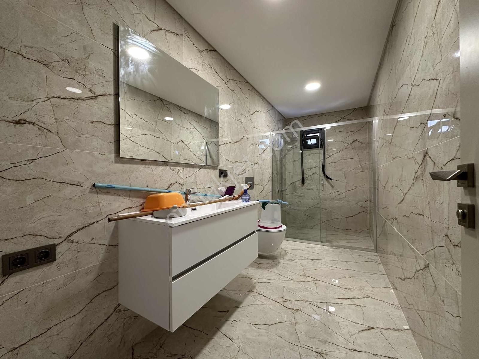 Çamlıktepe De Muhteşem Konumda 1. Sınıf Büyük 2+1 Arakat Daire - Görsel 24