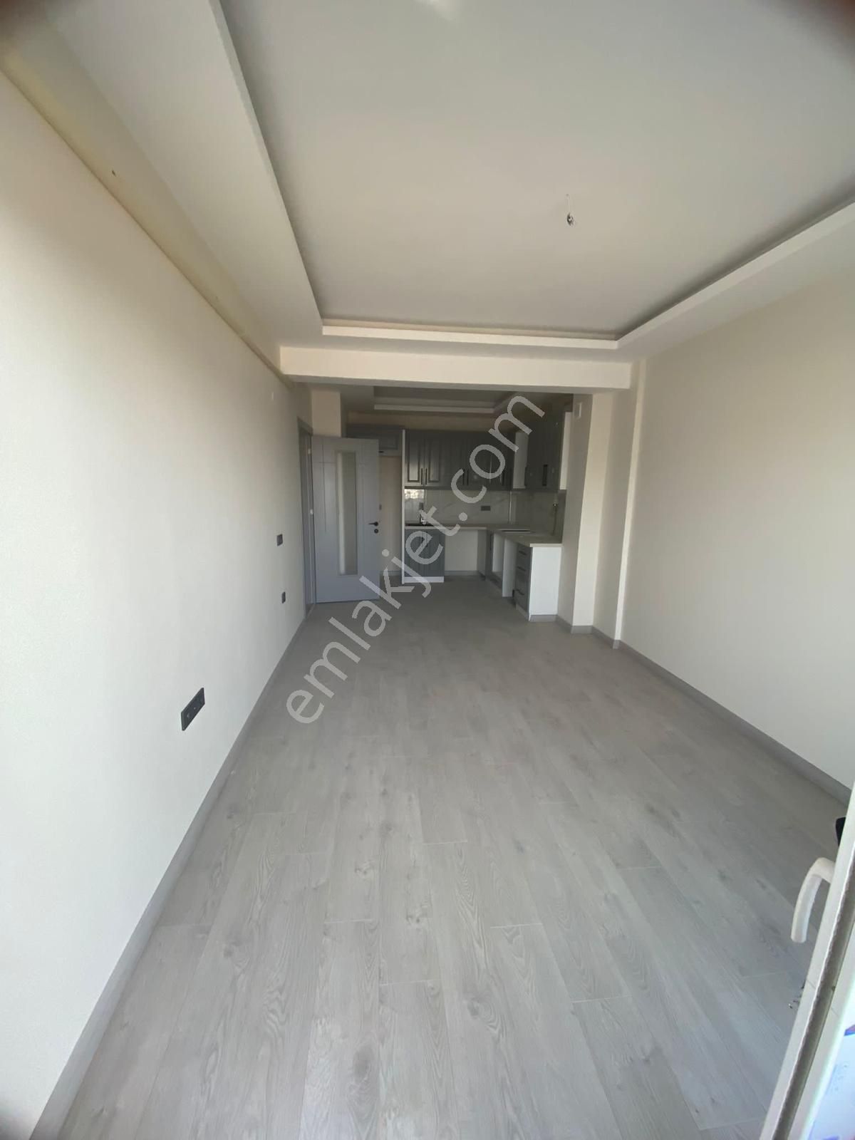 Kuşadasında 2+1 90m2 Ara Kat Havuzlu Güvenlikli Sitede Satılık Ara Kat Daire - Görsel 10