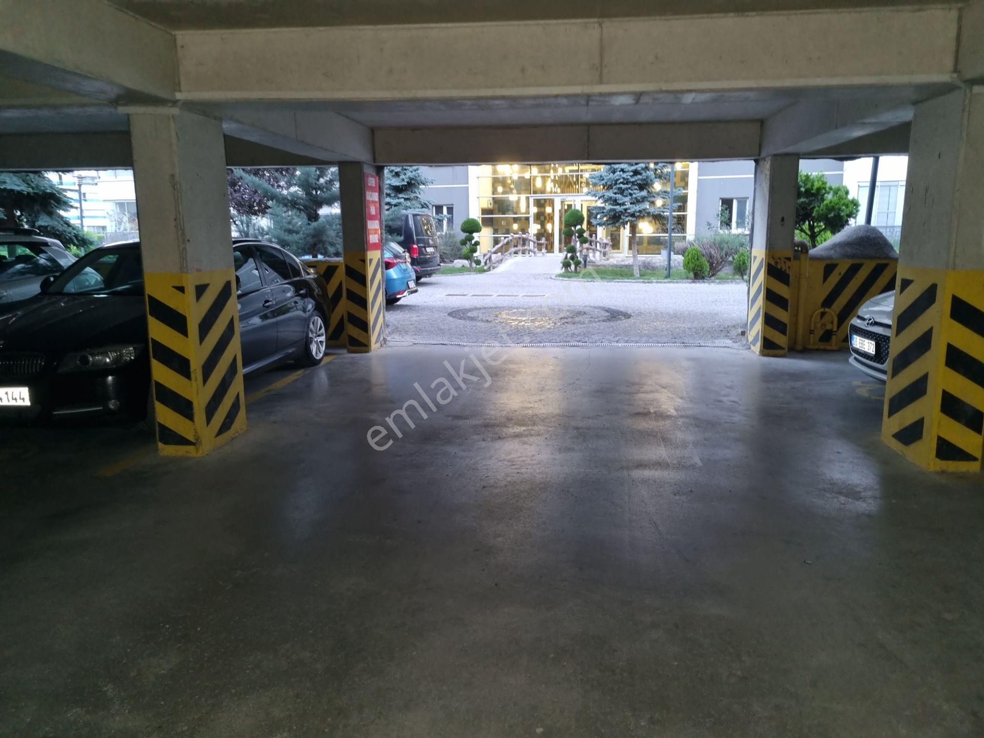 7/24 Güvenlikli - Daireye Özel Kapalı Otoparklı - Giyinme Odalı - Görsel 34