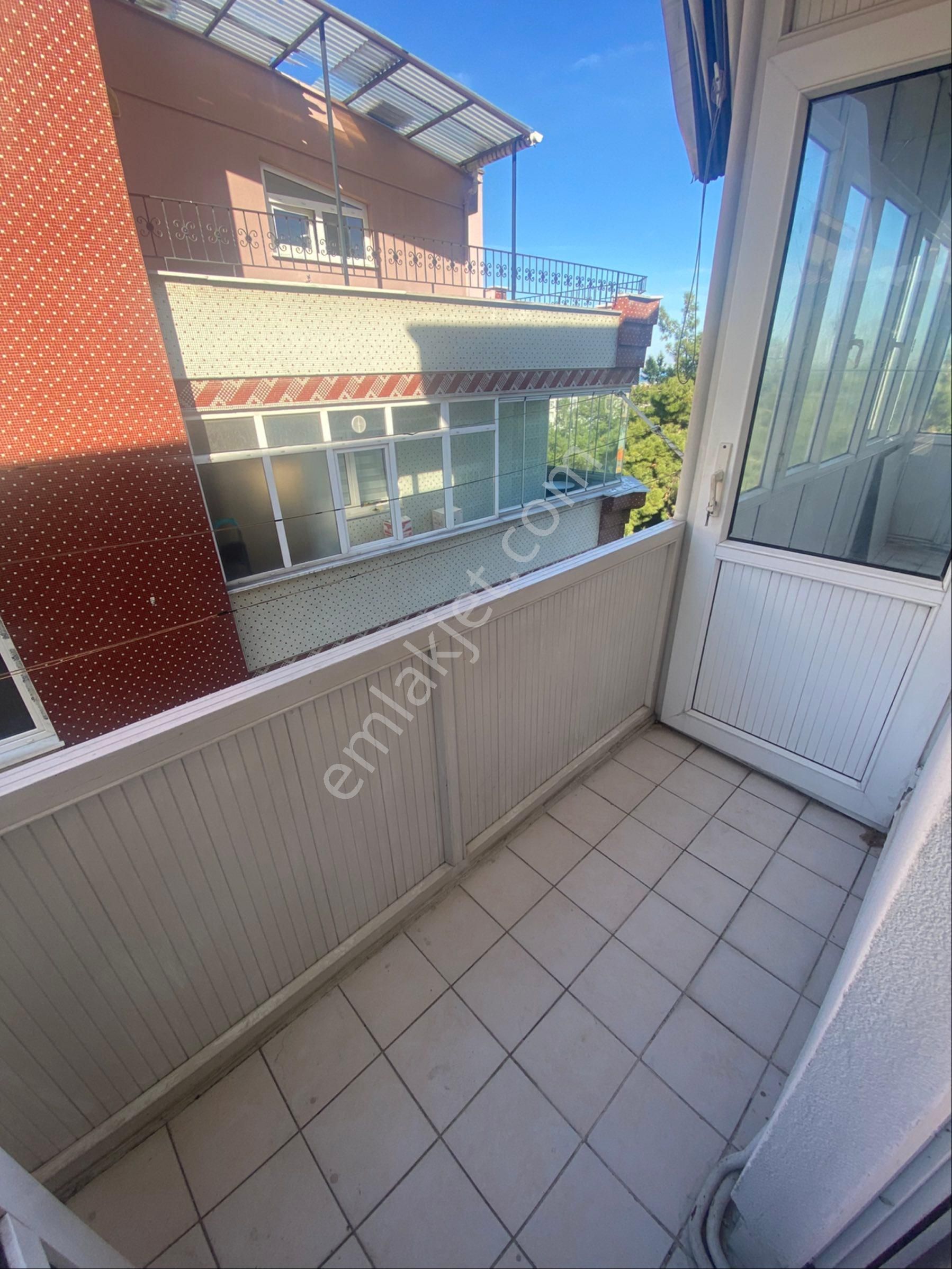 Furkan Emlaktan Fevziçakmak Mah 3+1 130m2 5.kat Arakat Çift Balkonlu Asansörlü Fırsat Daire - Görsel 14