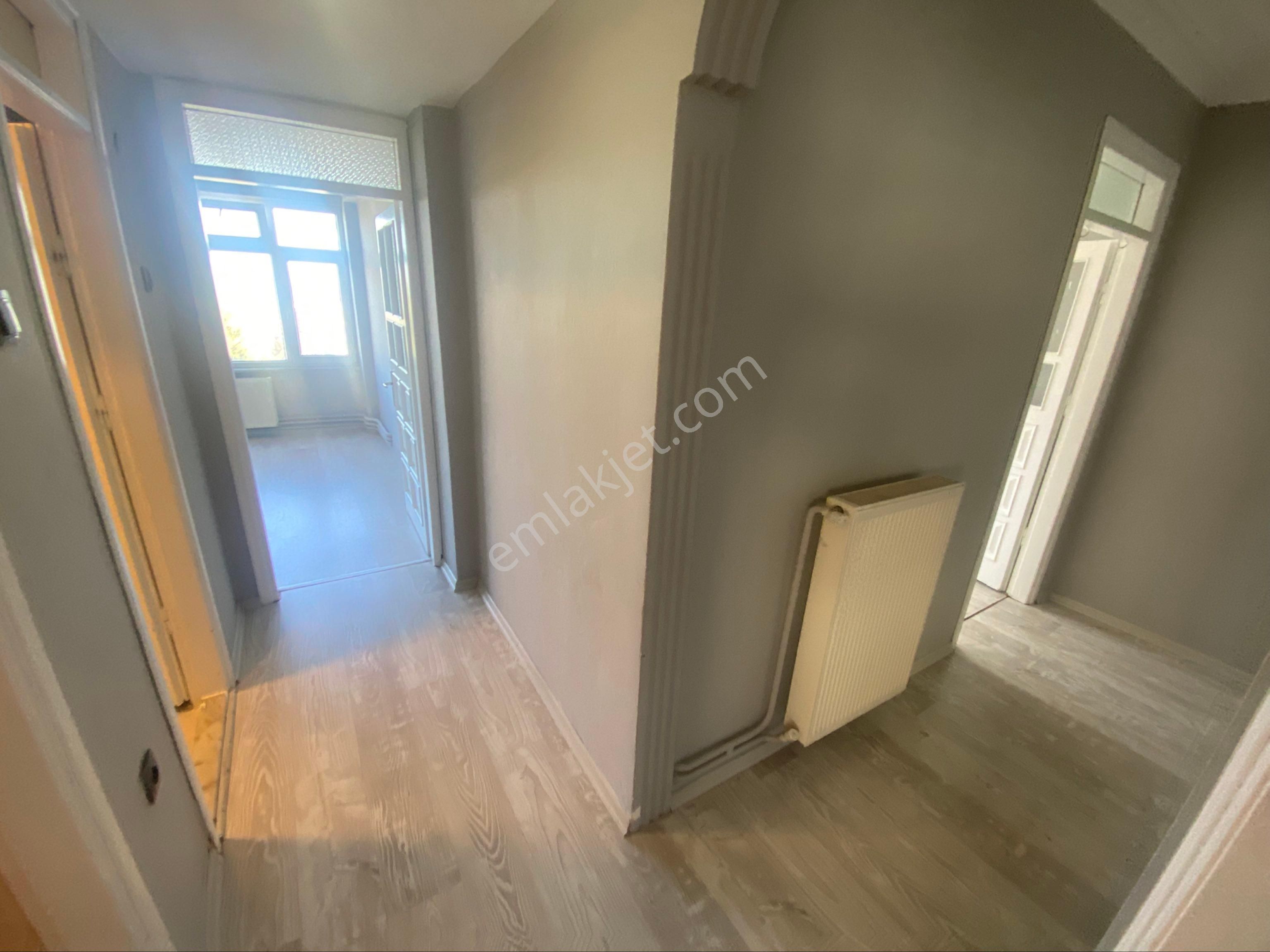 Furkan Emlaktan Fevziçakmak Mah 3+1 130m2 5.kat Arakat Çift Balkonlu Asansörlü Fırsat Daire - Görsel 22