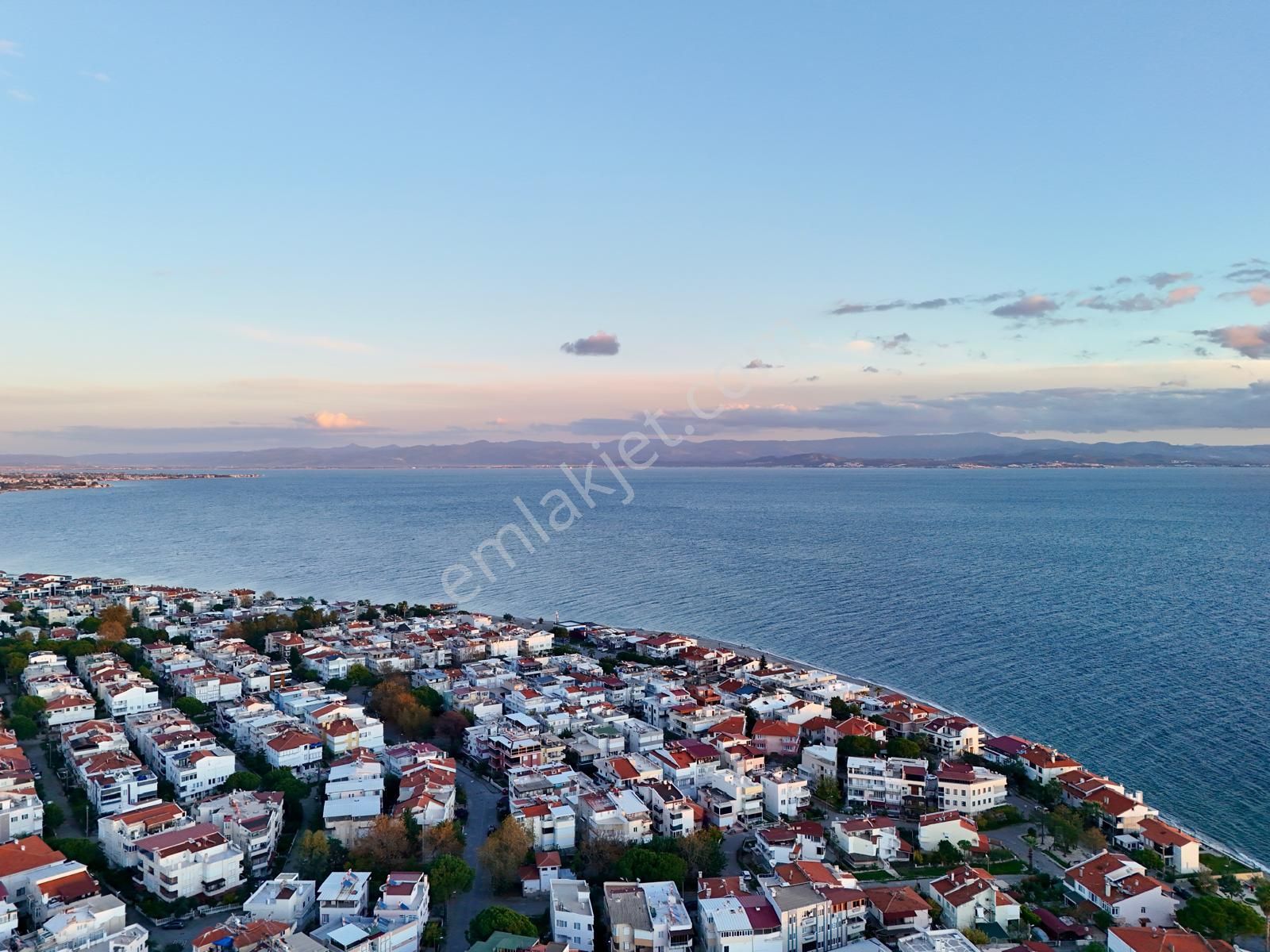 Aras Emlaktan Altınoluk Yağcılrda Denize 250 M. Lüks 4+1 Dubleks - Görsel 35