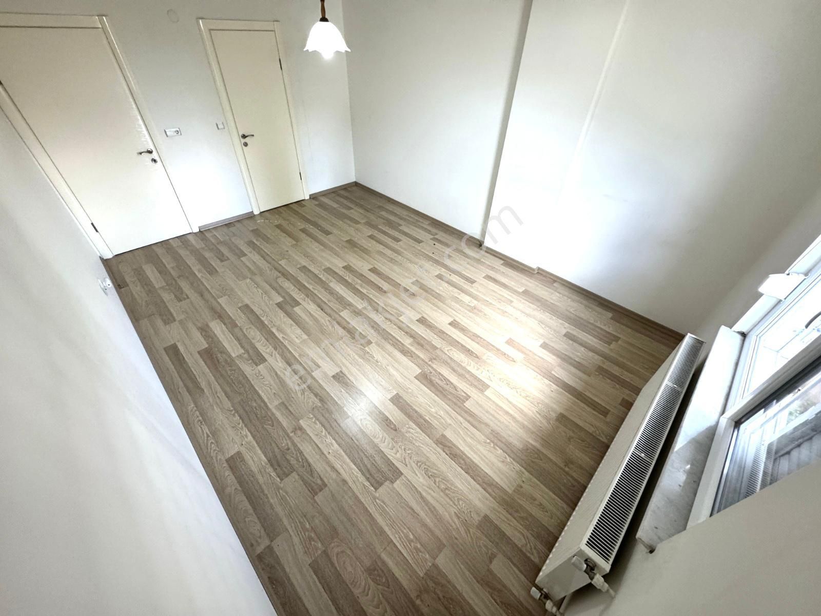 🏡 Referans'tan Sarıkız'da Ebevenyn Banyolu Ön Cephe Yapılı 2+1 Dair - Görsel 23