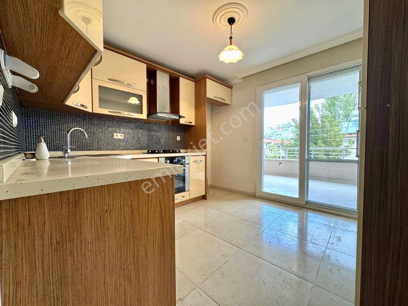 🏡 Referans'tan Sarıkız'da Ebevenyn Banyolu Ön Cephe Yapılı 2+1 Dair - Görsel 32