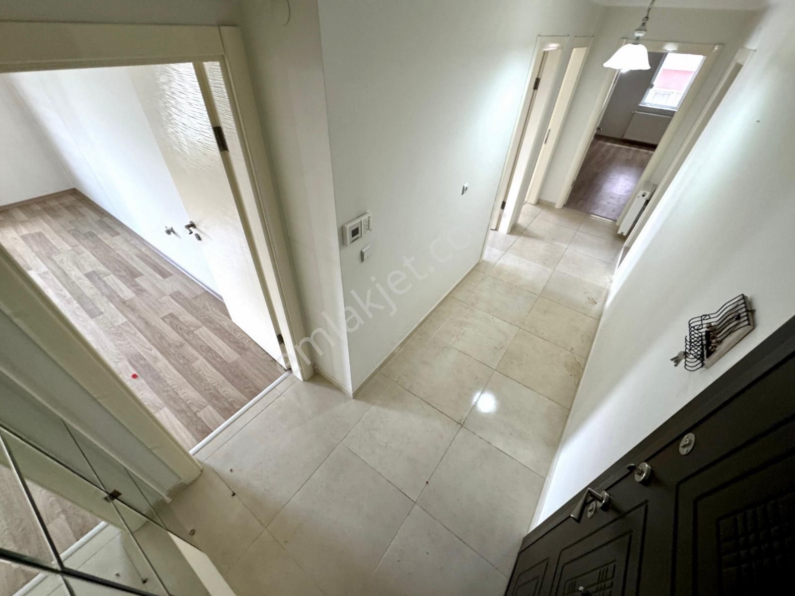 🏡 Referans'tan Sarıkız'da Ebevenyn Banyolu Ön Cephe Yapılı 2+1 Dair - Görsel 28