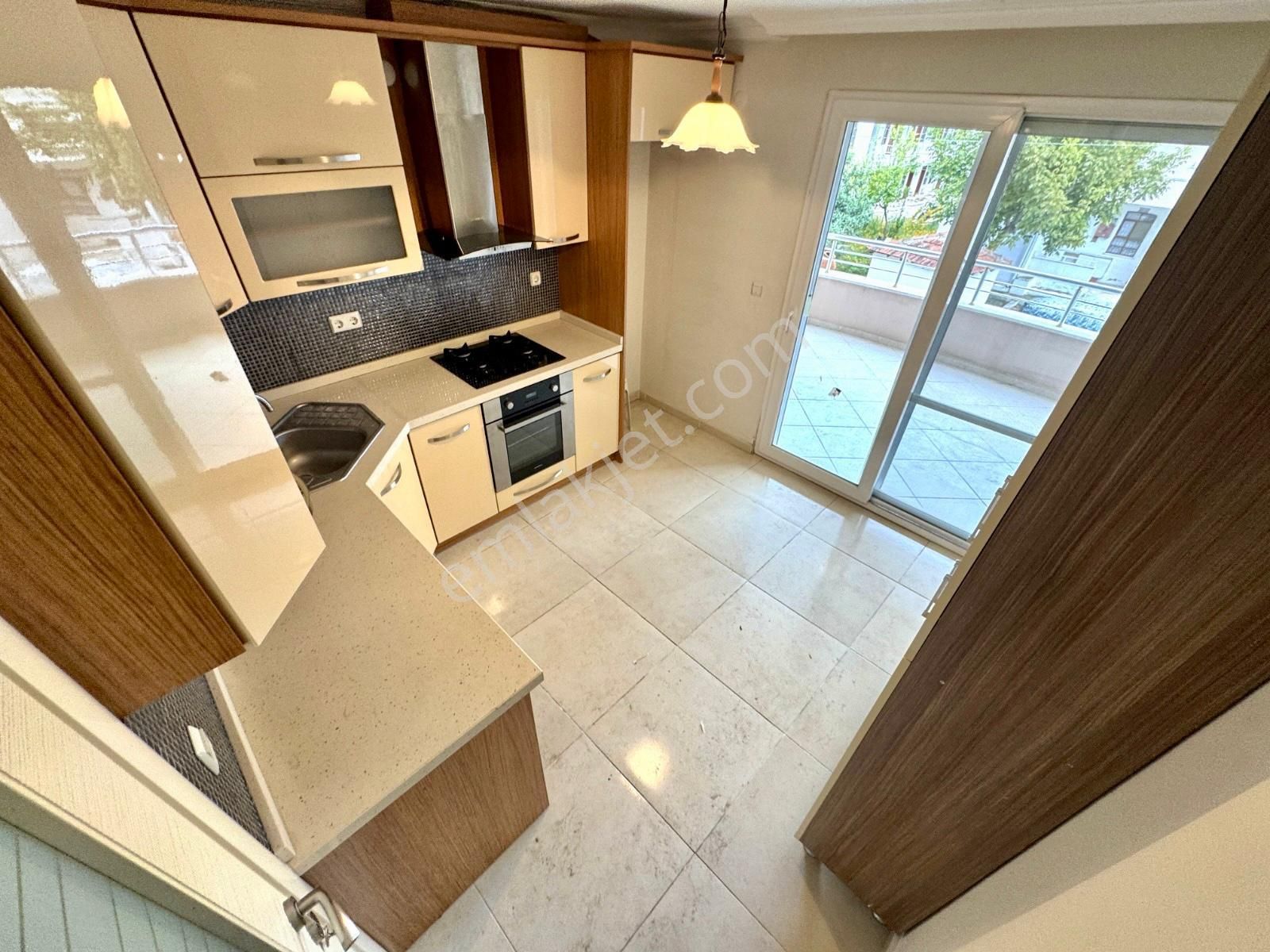 🏡 Referans'tan Sarıkız'da Ebevenyn Banyolu Ön Cephe Yapılı 2+1 Dair - Görsel 2