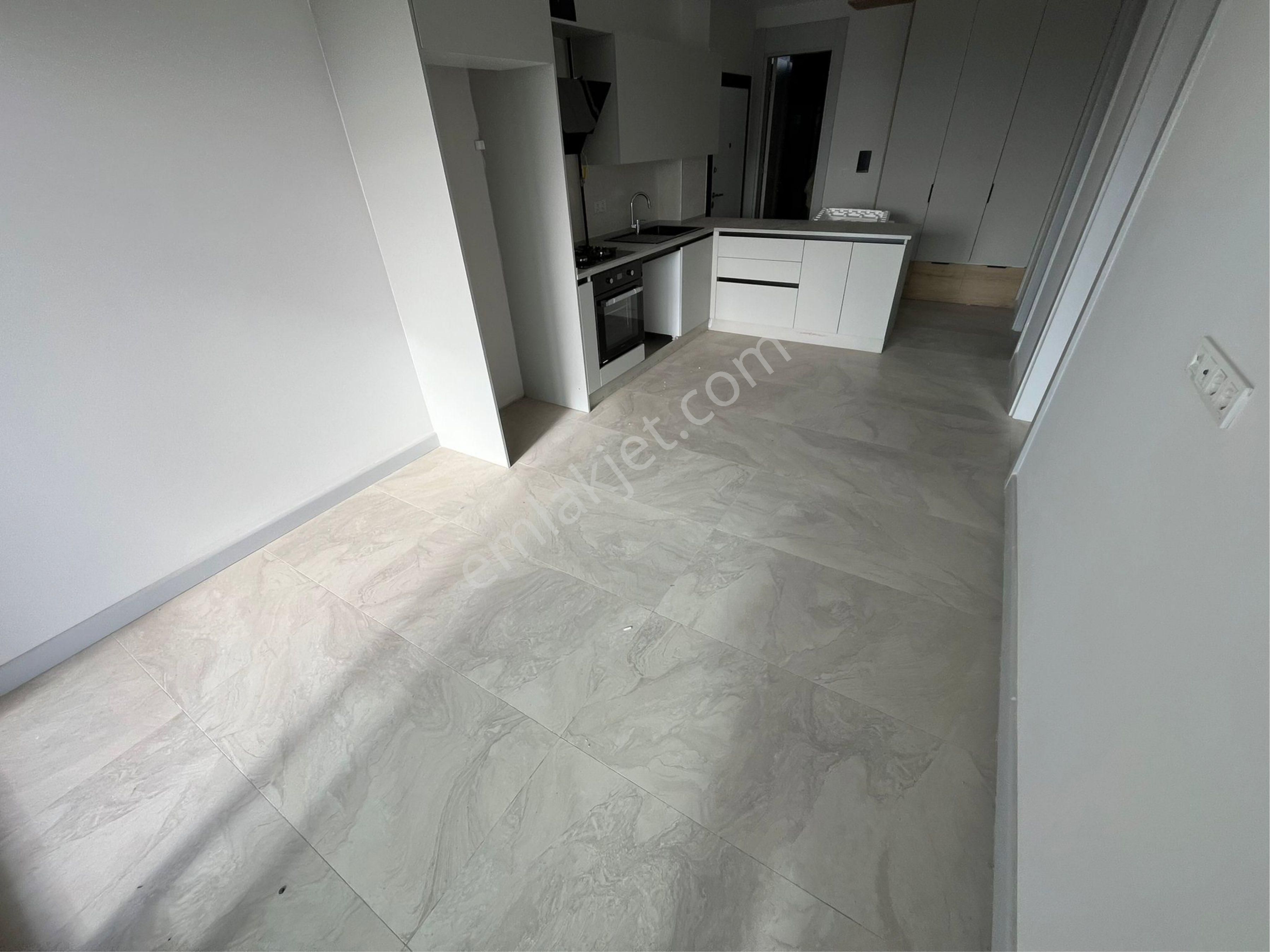 Kuşadasın Da Sıfır Deniz Manzaralı Havuzlu 1 Artı 1 Daire - Görsel 4