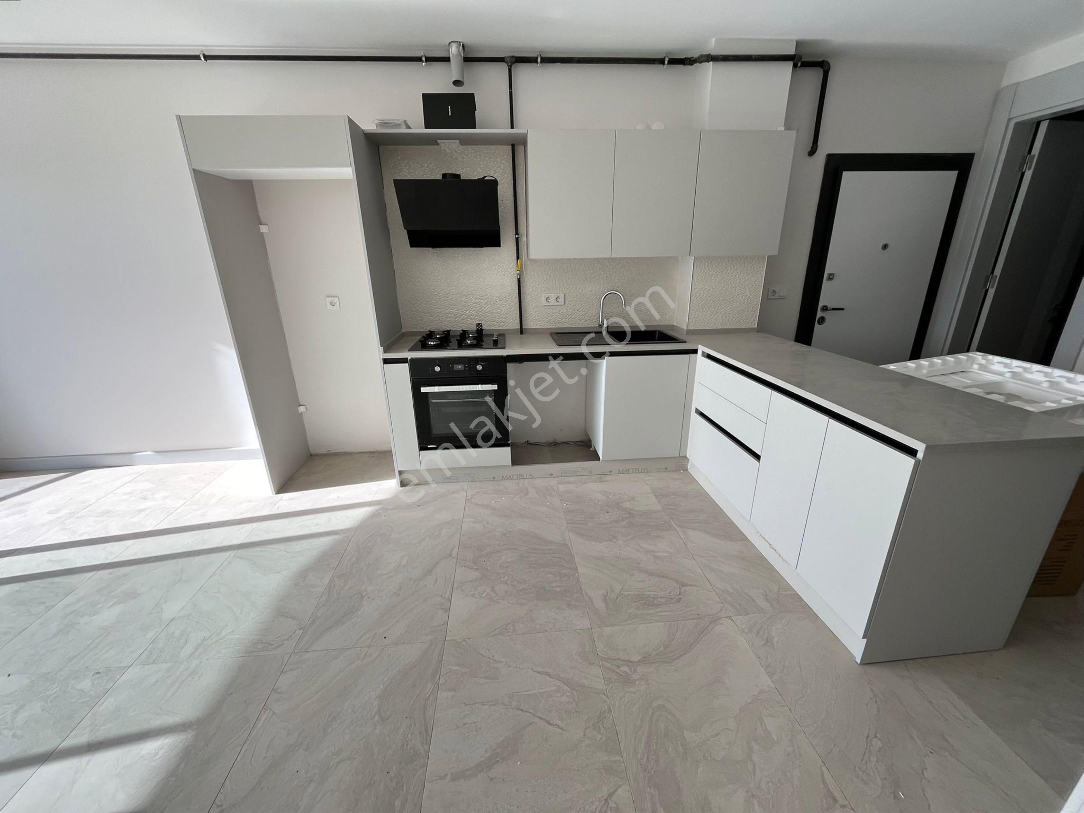 Kuşadasın Da Sıfır Deniz Manzaralı Havuzlu 1 Artı 1 Daire - Görsel 29