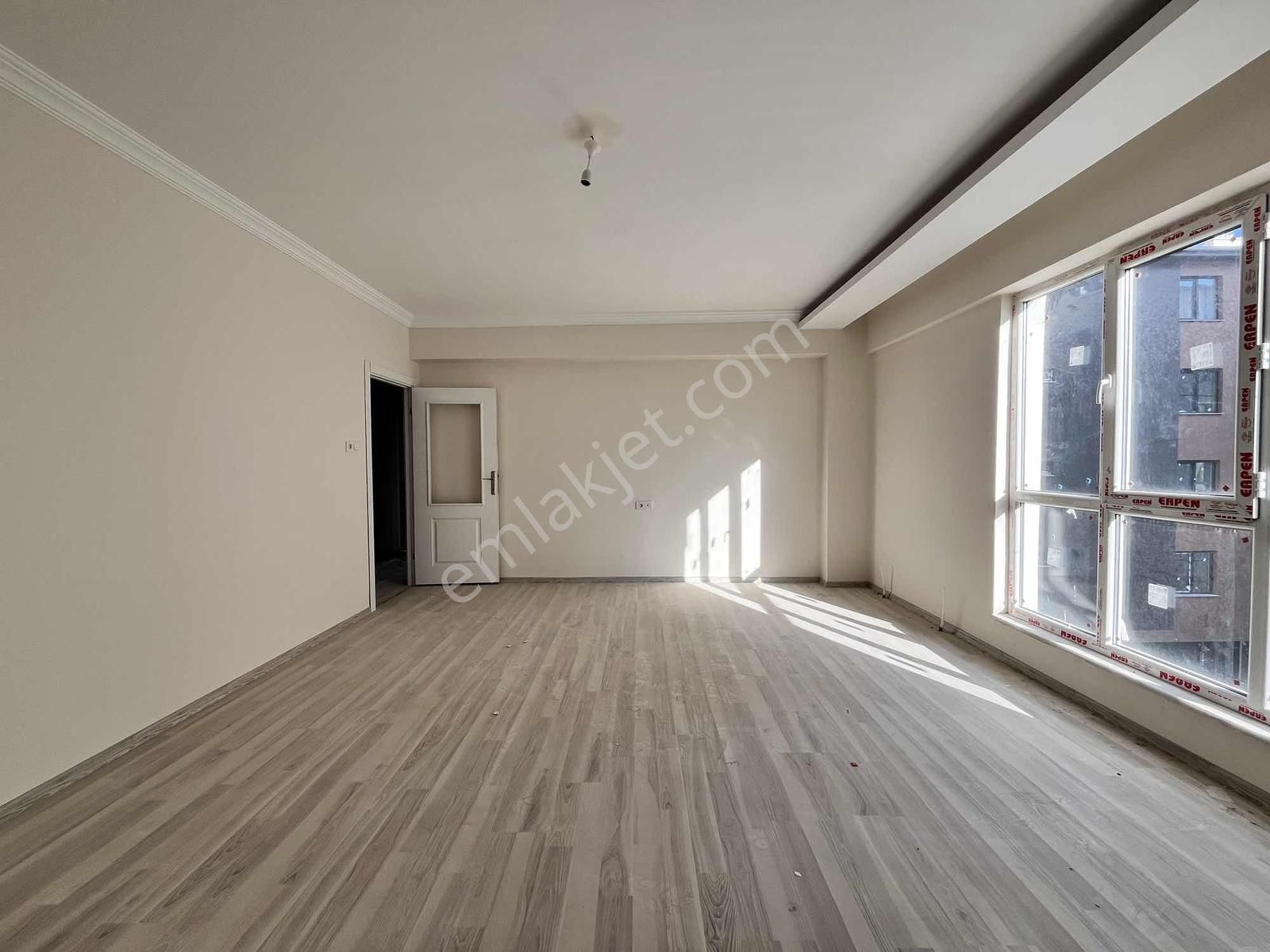 İstiklal Mahallesinde 3. Ay Teslim Satılık 3+1 Sıfır Daire - Görsel 5