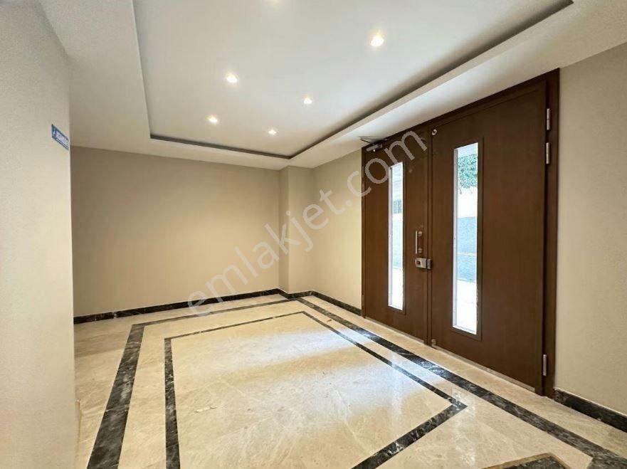 Kozyatağı Sıfır Binada Giriş Yerden Isıtma Güney Cephe 2+1 Satılık Daire Kadıköy İstanbul - Görsel 15