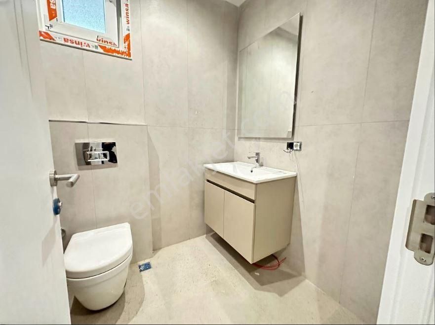 Kozyatağı Sıfır Binada Giriş Yerden Isıtma Güney Cephe 2+1 Satılık Daire Kadıköy İstanbul - Görsel 10