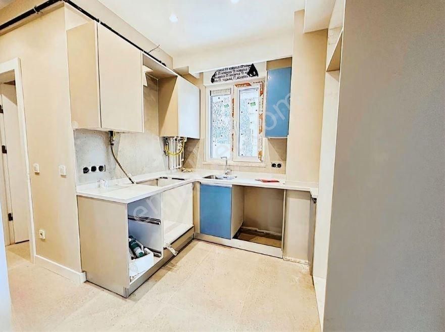 Kozyatağı Sıfır Binada Giriş Yerden Isıtma Güney Cephe 2+1 Satılık Daire Kadıköy İstanbul - Görsel 6