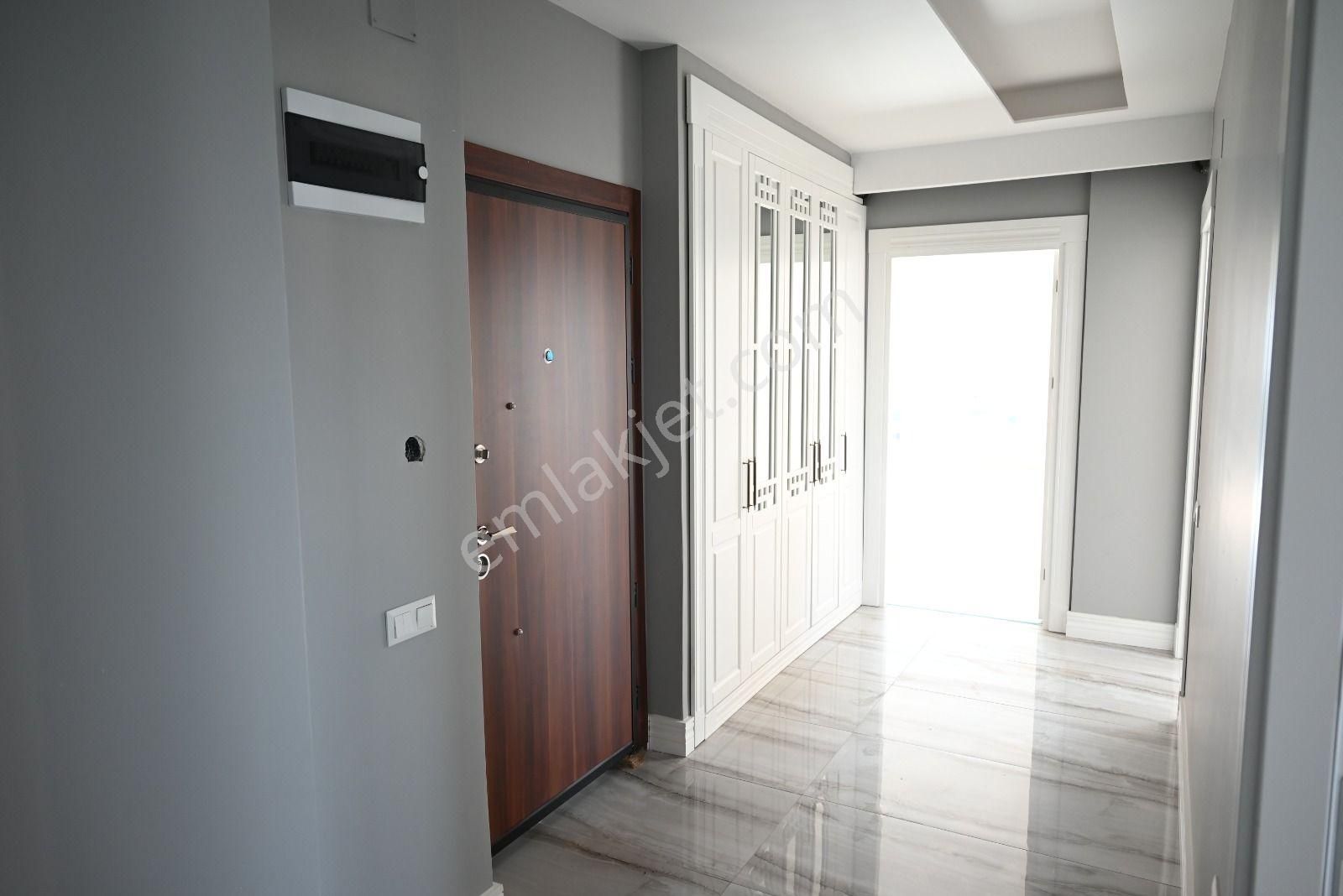 Üstünkent'ten Mezitli Akdeniz'de Sıfır 4+1 Satılık Modern Daire - Görsel 3