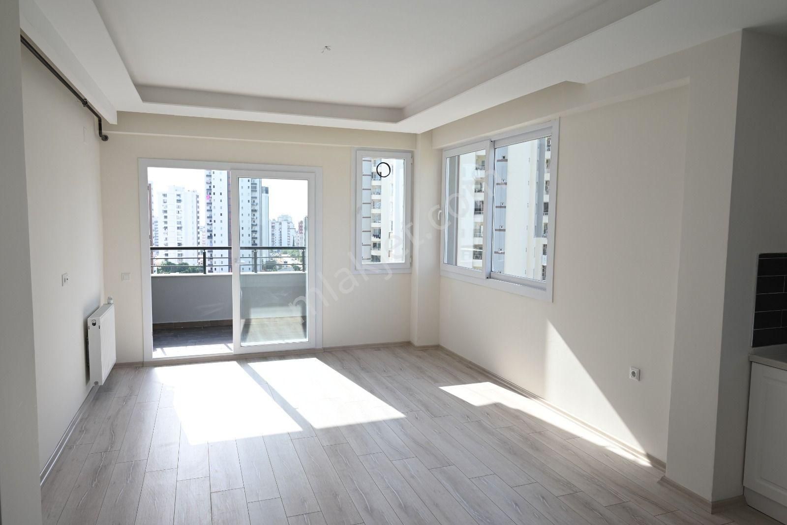 Üstünkent'ten Mezitli Akdeniz'de Sıfır 4+1 Satılık Modern Daire - Görsel 2