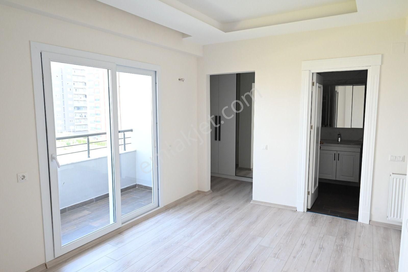 Üstünkent'ten Mezitli Akdeniz'de Sıfır 4+1 Satılık Modern Daire - Görsel 24