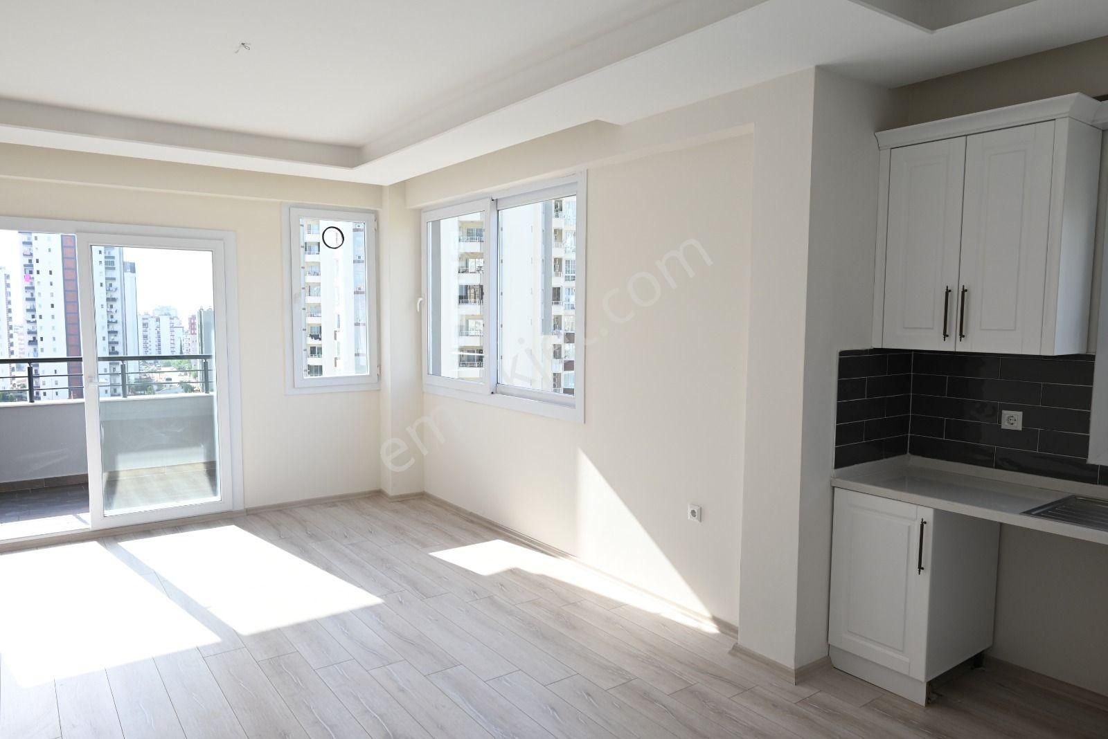 Üstünkent'ten Mezitli Akdeniz'de Sıfır 4+1 Satılık Modern Daire - Görsel 6