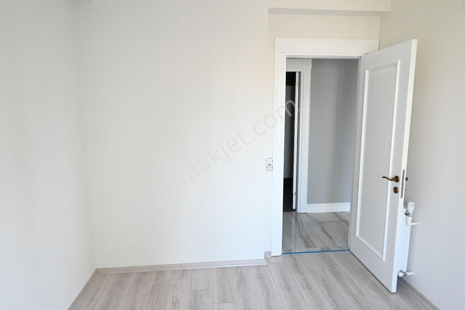 Üstünkent'ten Mezitli Akdeniz'de Sıfır 4+1 Satılık Modern Daire - Görsel 17