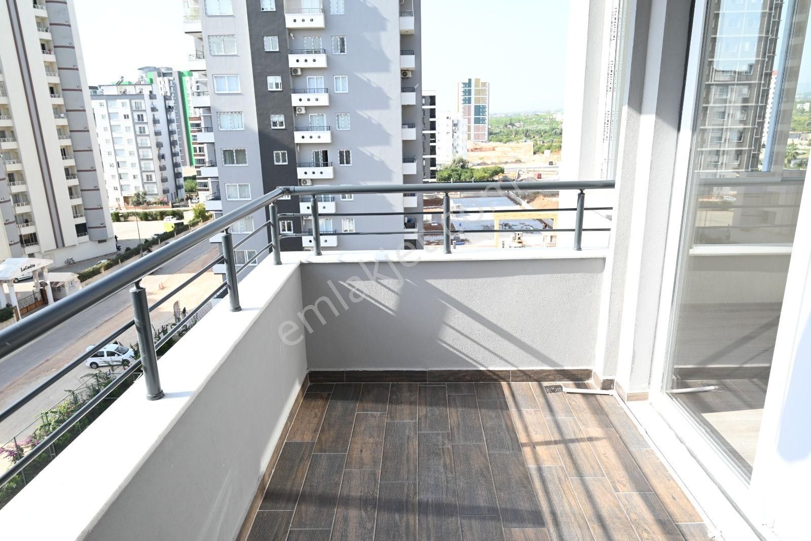 Üstünkent'ten Mezitli Akdeniz'de Sıfır 4+1 Satılık Modern Daire - Görsel 31