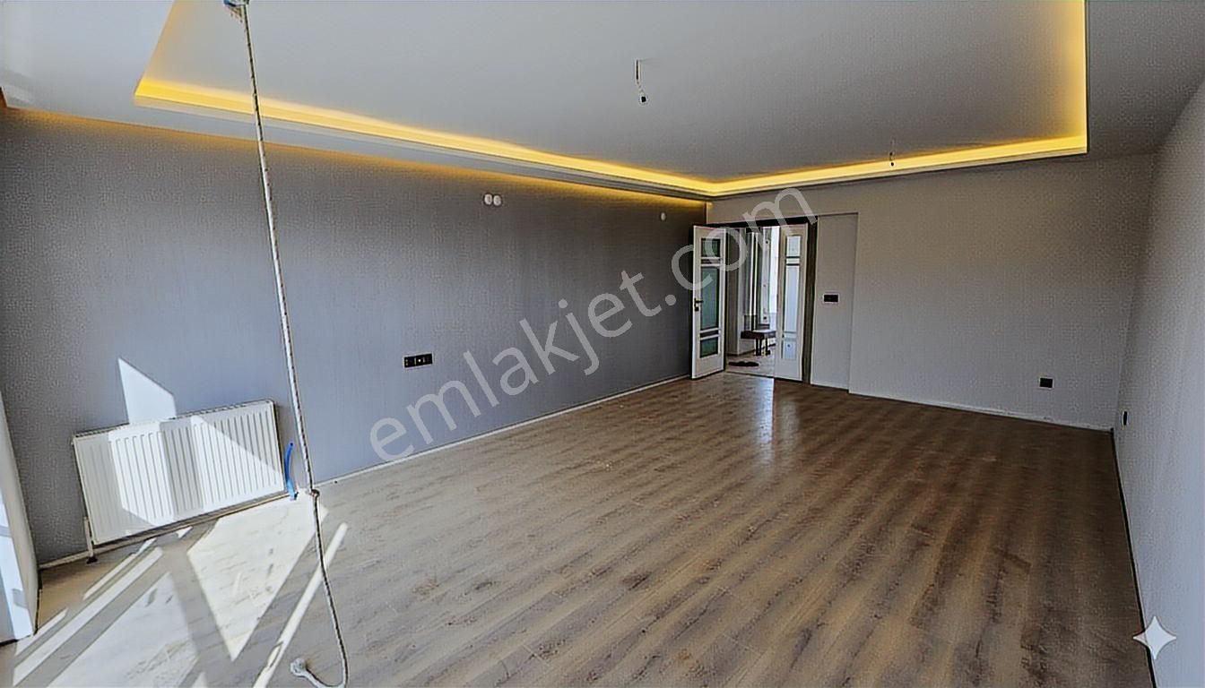 Törekent Mahallesi'nde Son Katta Kilerli 4+1 Satılık Daire - Görsel 21