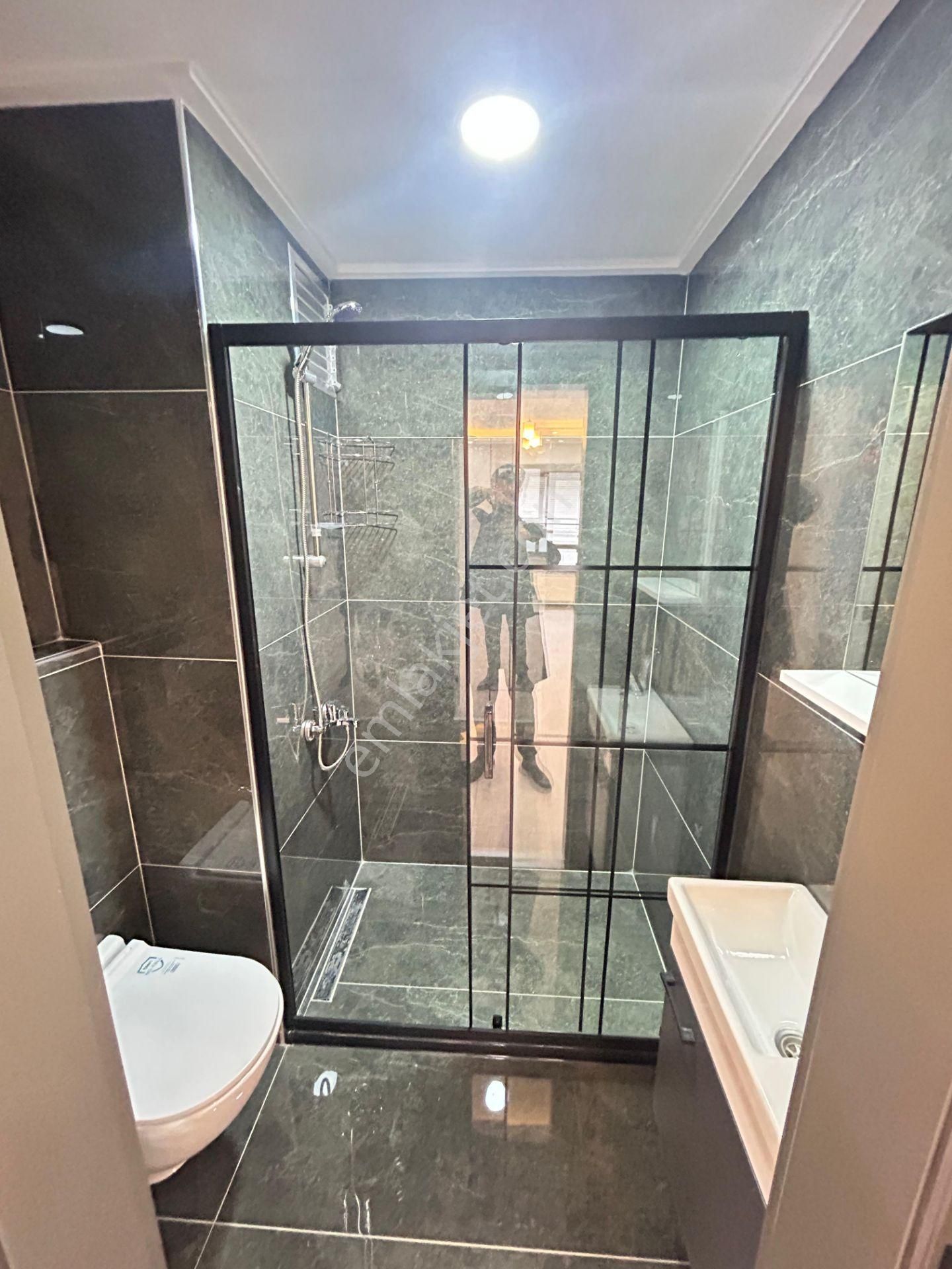 Taner'den Gökkuşağı Caddesinde 3+1 2 Banyo Asansörlü Orta Kat - Görsel 12