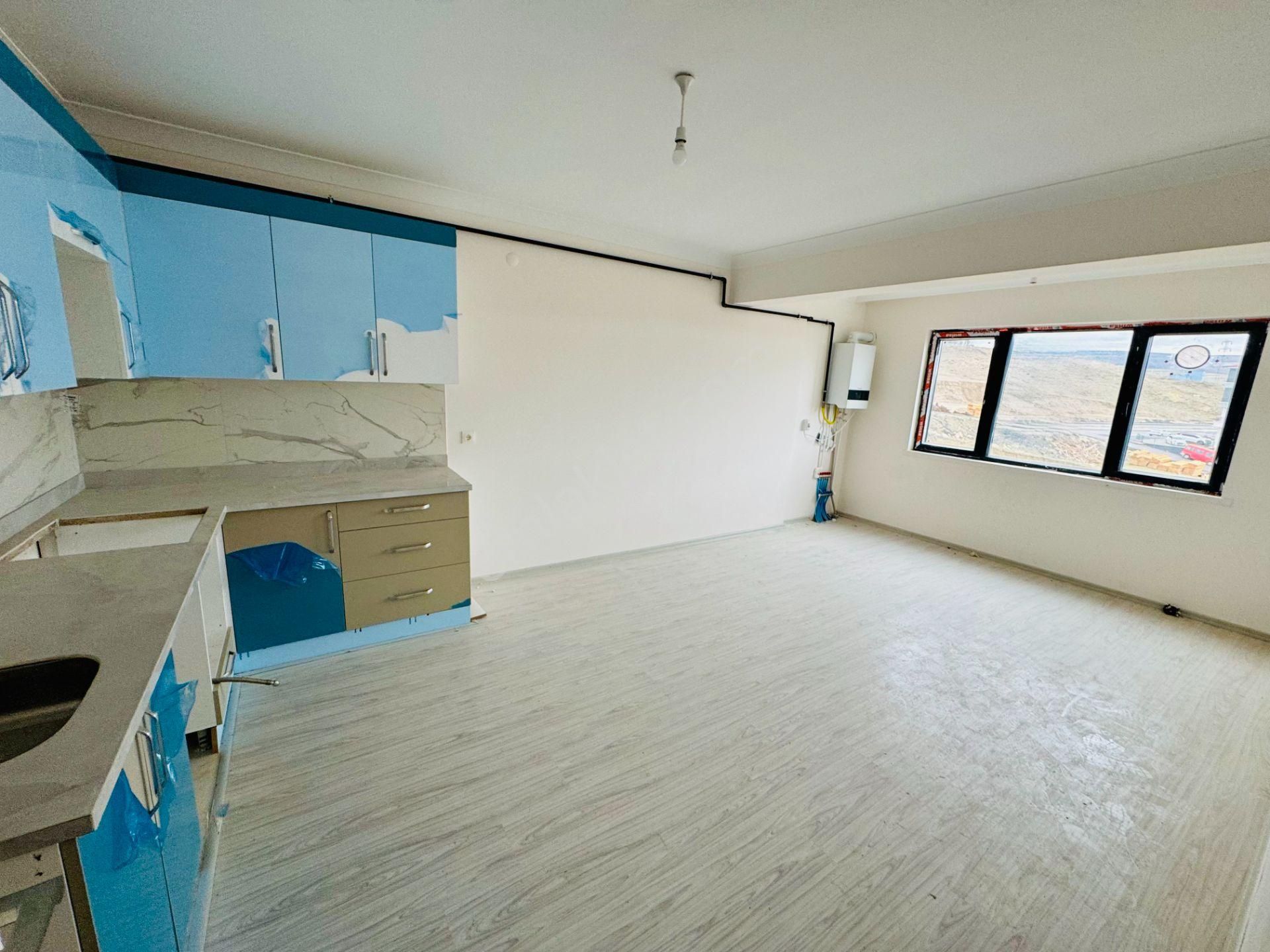 Gölbaşı Örencik Mahallesi Kiralık 2+1 Yeni Son Kat Karadeniz Eml - Görsel 3