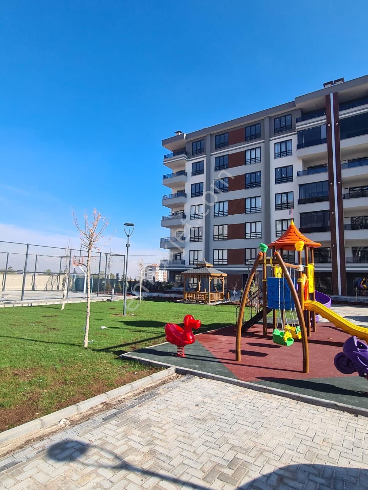 Beymira'dan Sancak Mahallesi Kapalı Otopark Site 3+1 Sıfır Daire