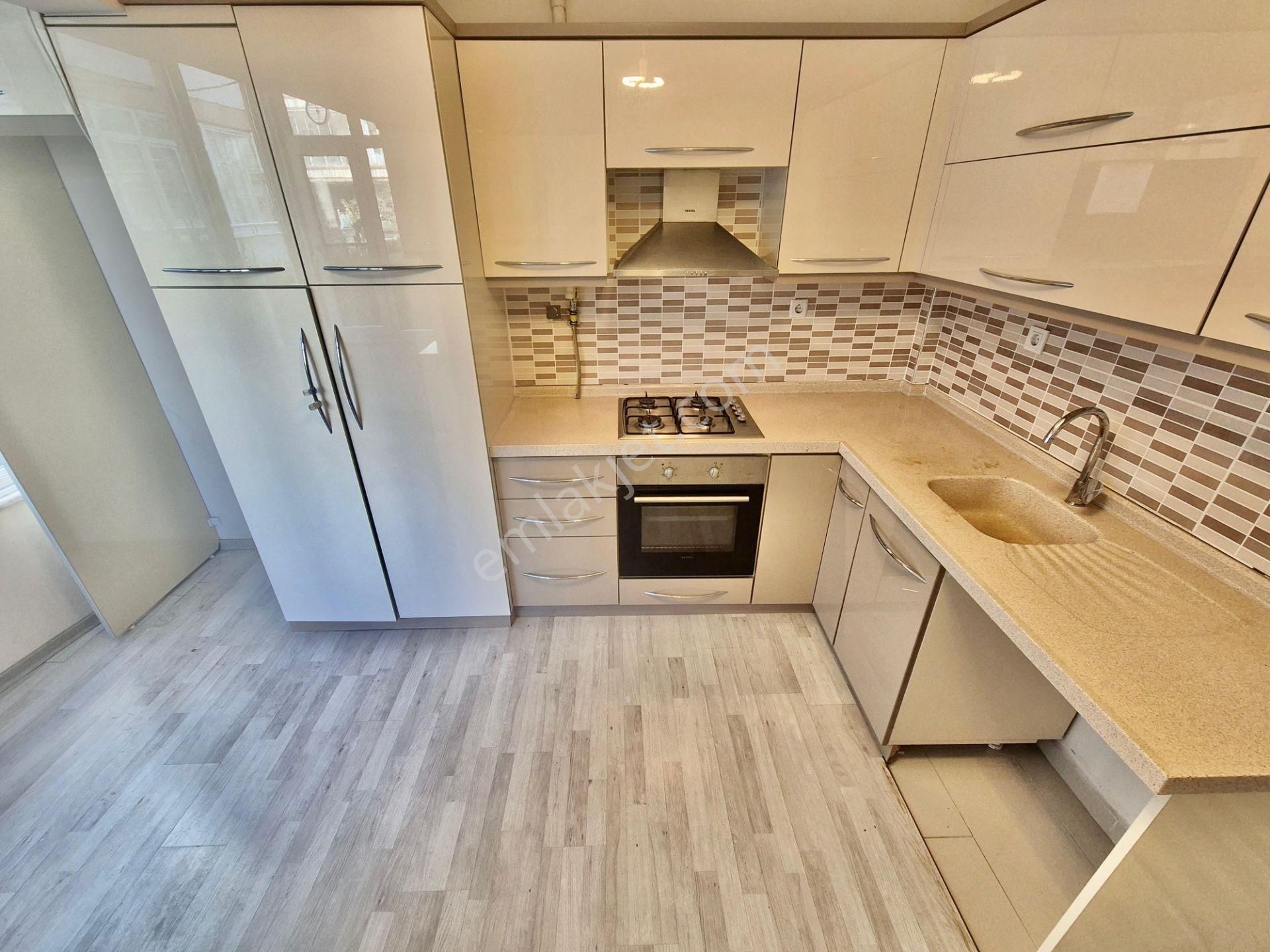 ▓karabuluttan▓akçay'da Geniş & Ferah Ön Cephe Ayrı Mutfak 3+1 Satılık Daire - Görsel 21