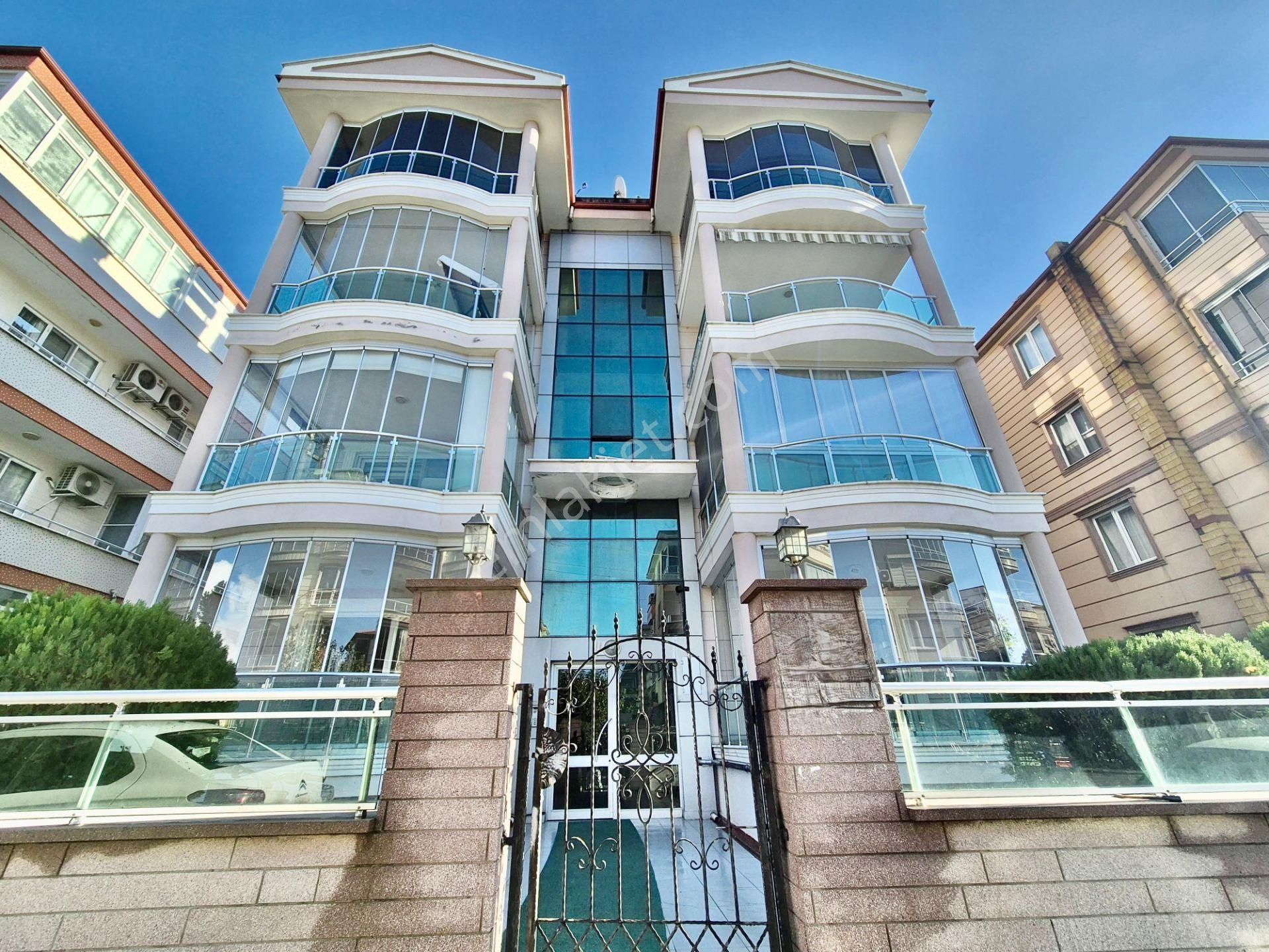 ▓karabuluttan▓akçay'da Geniş & Ferah Ön Cephe Ayrı Mutfak 3+1 Satılık Daire - Görsel 2