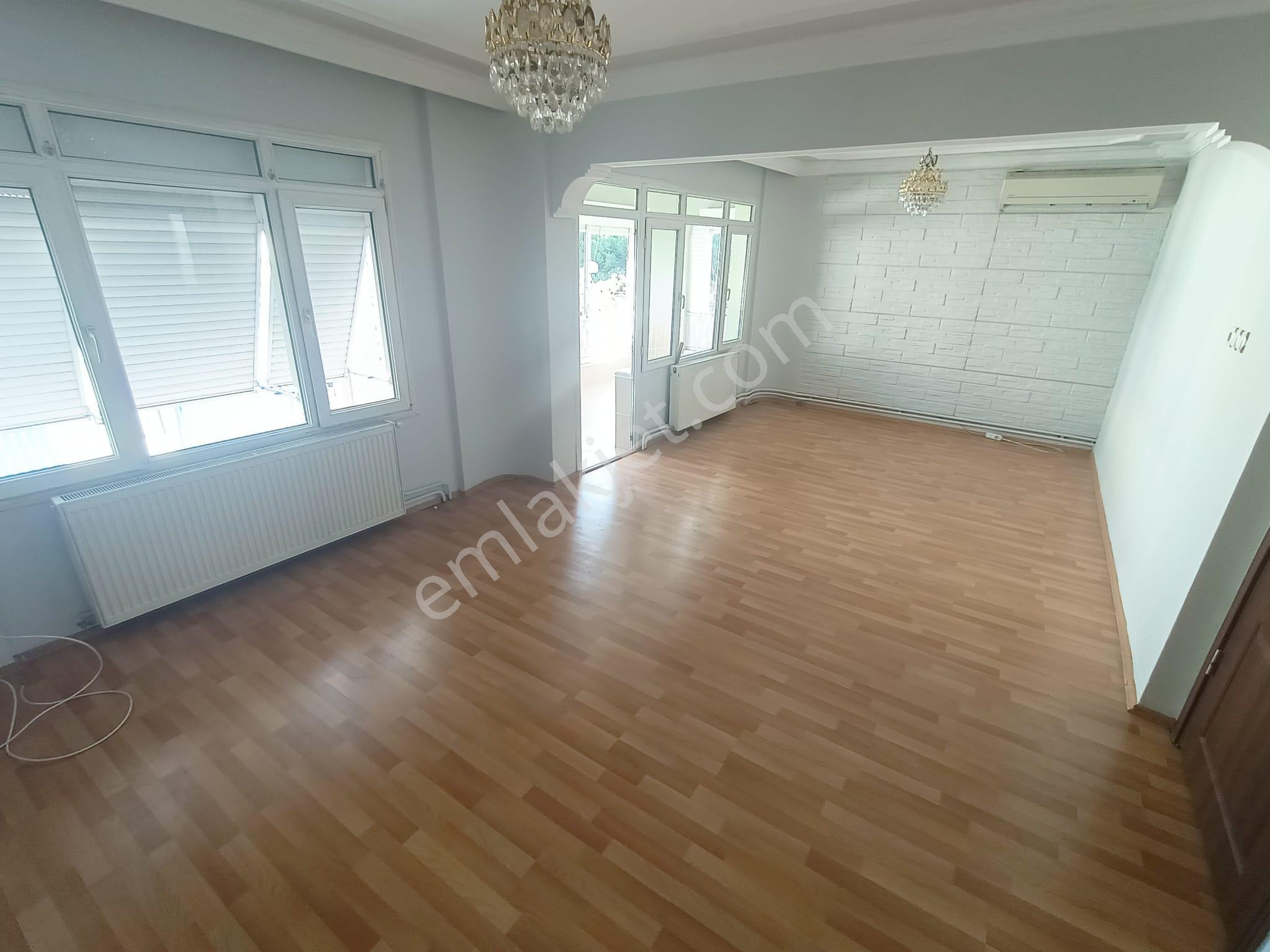 Yuvam Gayrimenkul'den Salihli Cumhuriyet Mah. Kiralık 3+1 Daire