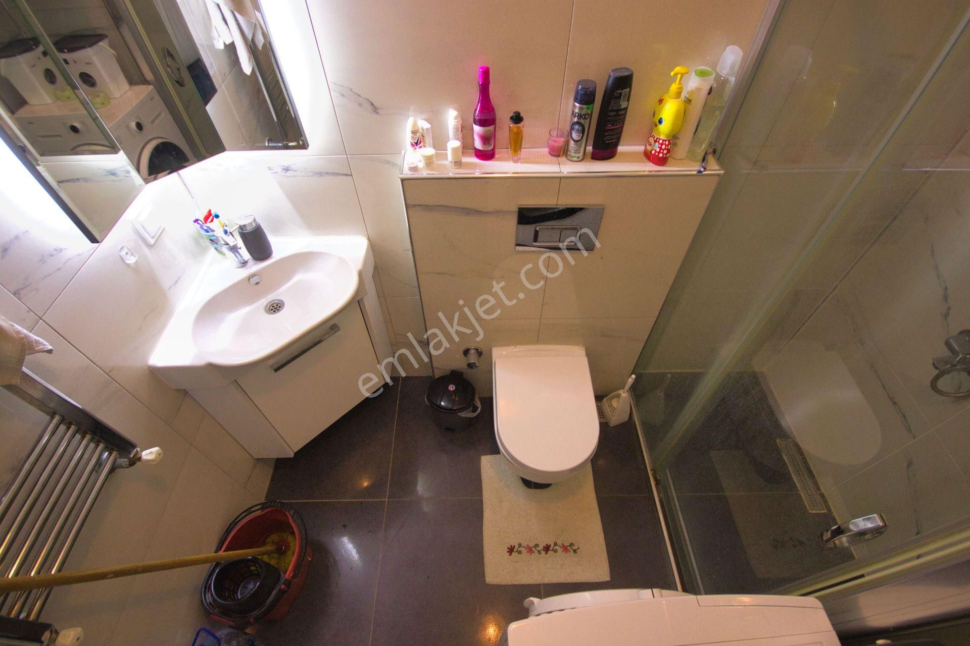 🛑🛑aktif'ten Akçay'da Satılık Merkezi Konumda Eşyalı Arakat Şık Ferah Dizaynlı 1+1daire - Görsel 33