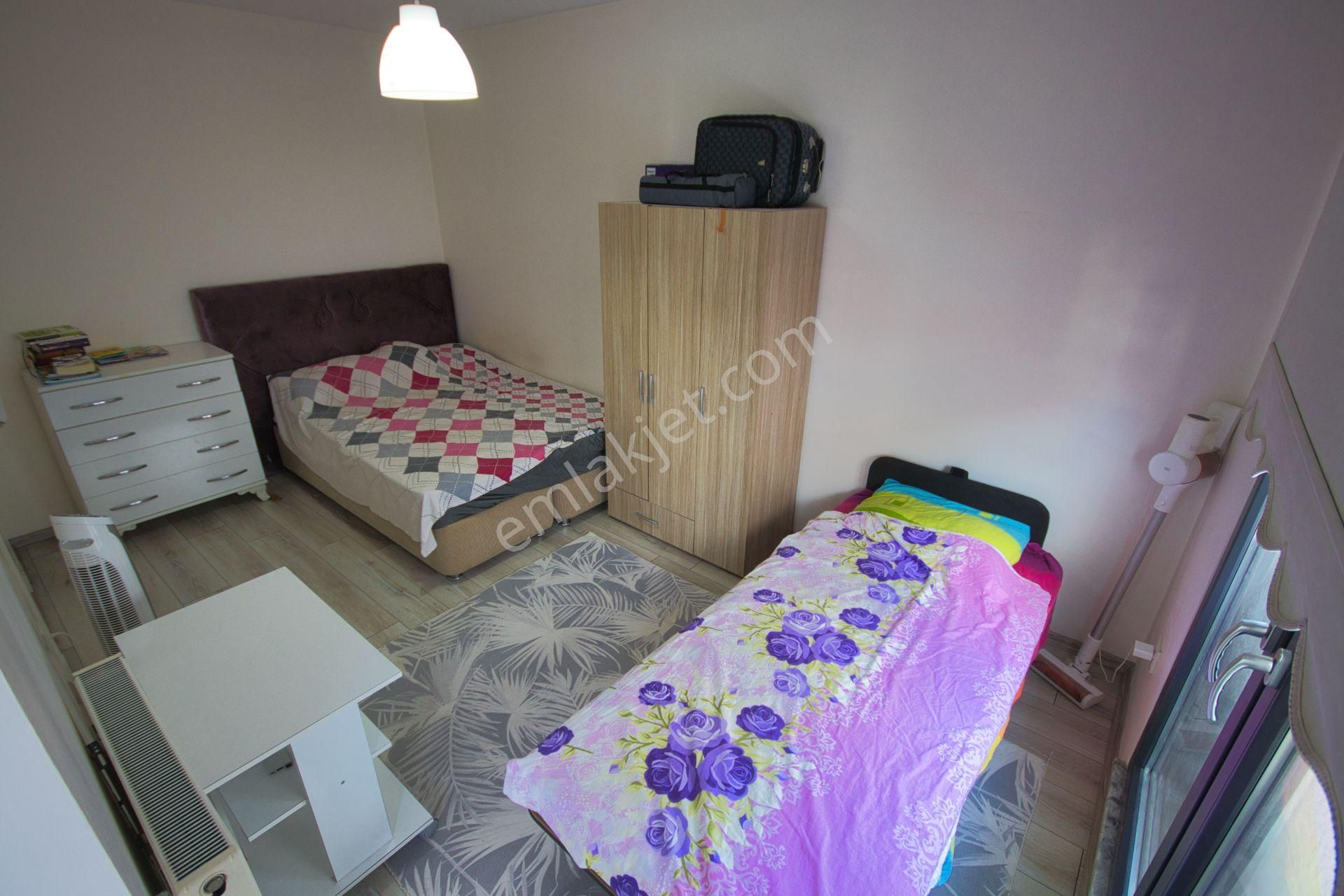 🛑🛑aktif'ten Akçay'da Satılık Merkezi Konumda Eşyalı Arakat Şık Ferah Dizaynlı 1+1daire - Görsel 9