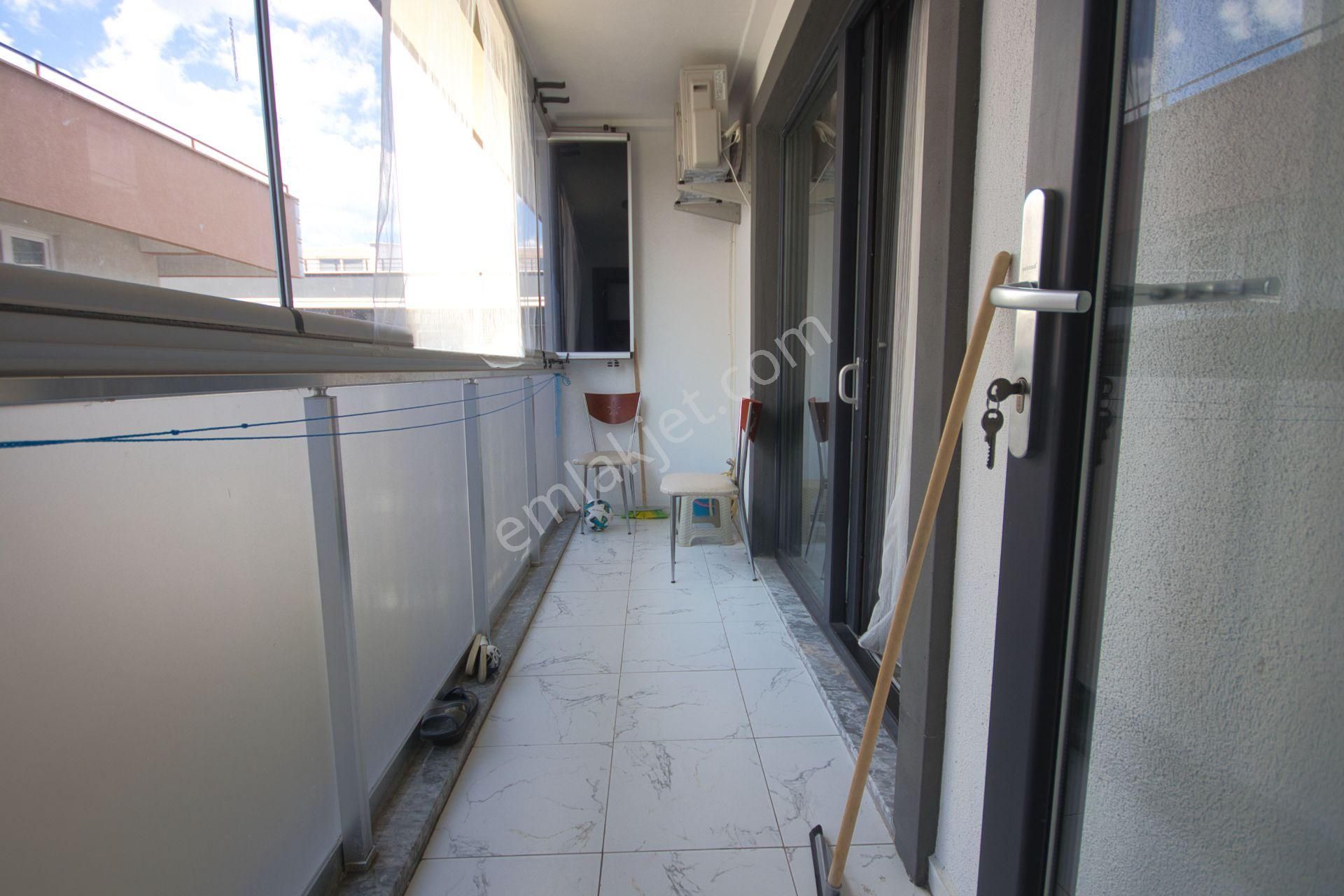 🛑🛑aktif'ten Akçay'da Satılık Merkezi Konumda Eşyalı Arakat Şık Ferah Dizaynlı 1+1daire - Görsel 7