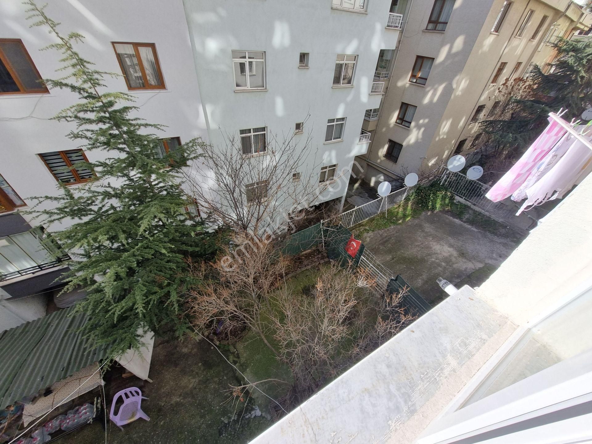 Ragıp Tüzün Cad. - Metroya 14 Dk.- Bol Güneşli - Satılık 2+1 - Görsel 24