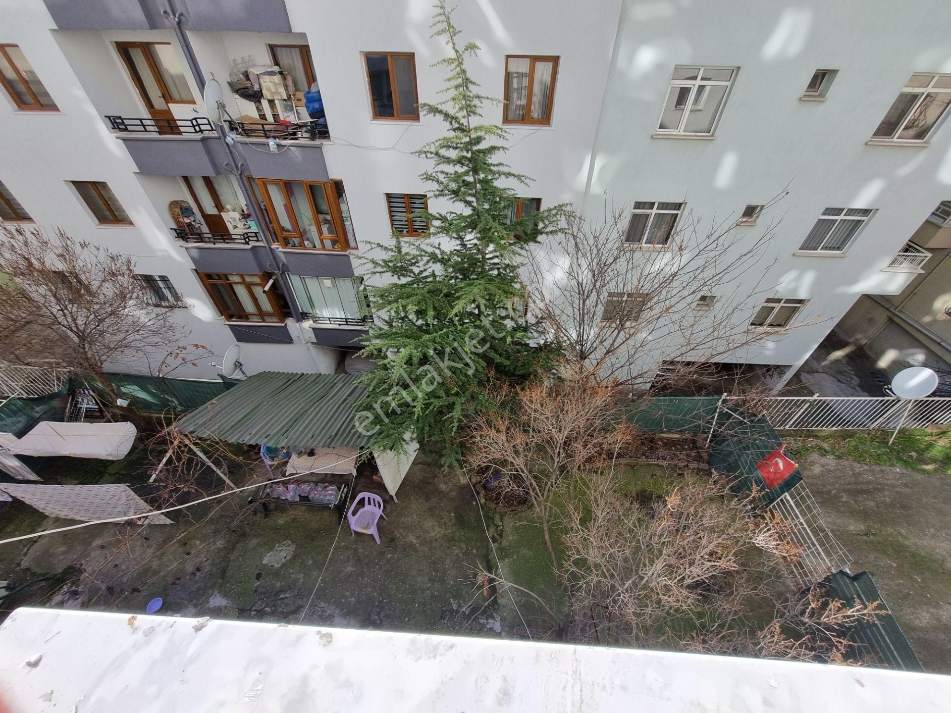 Ragıp Tüzün Cad. - Metroya 14 Dk.- Bol Güneşli - Satılık 2+1 - Görsel 23