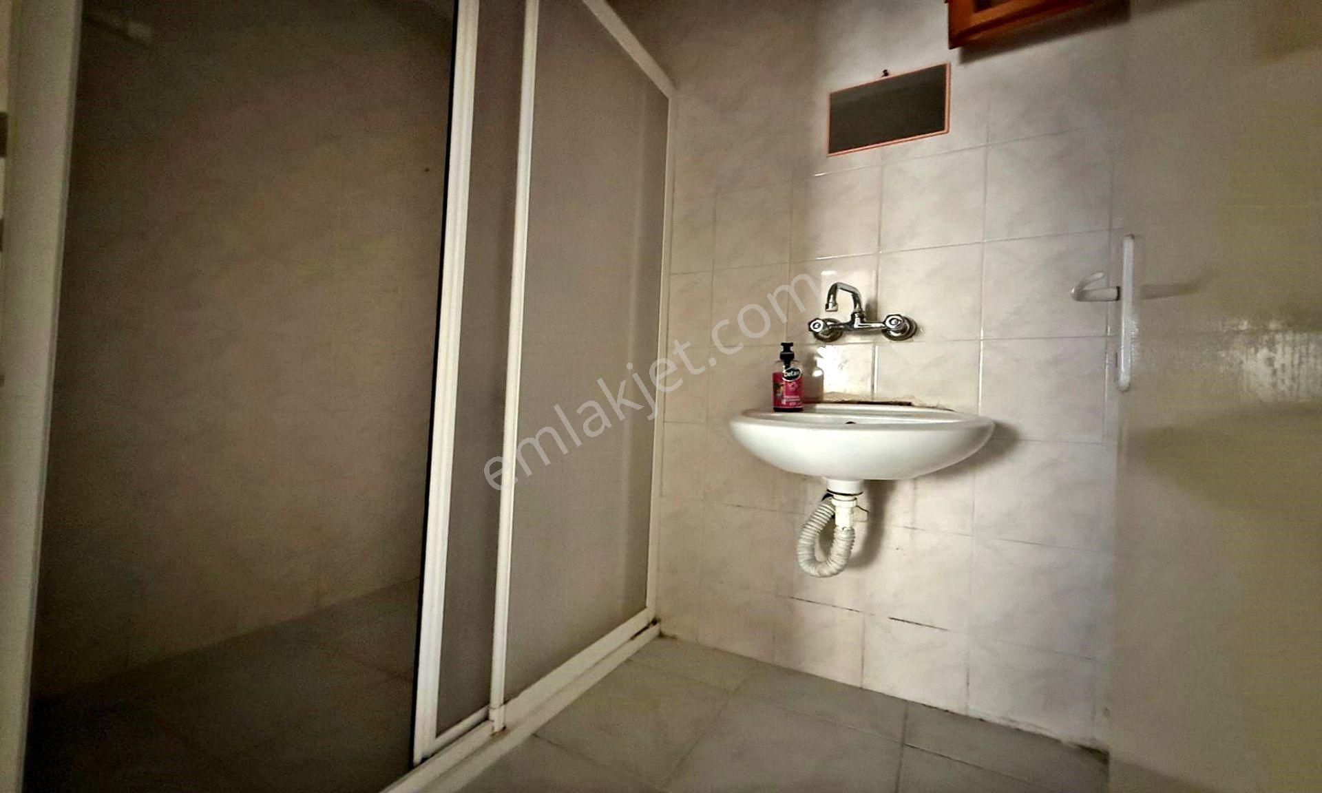 Kuşcağız'da Cadde Üzeri 3+1 Yüksek Kredi İmkanı Fırsat! - Görsel 14